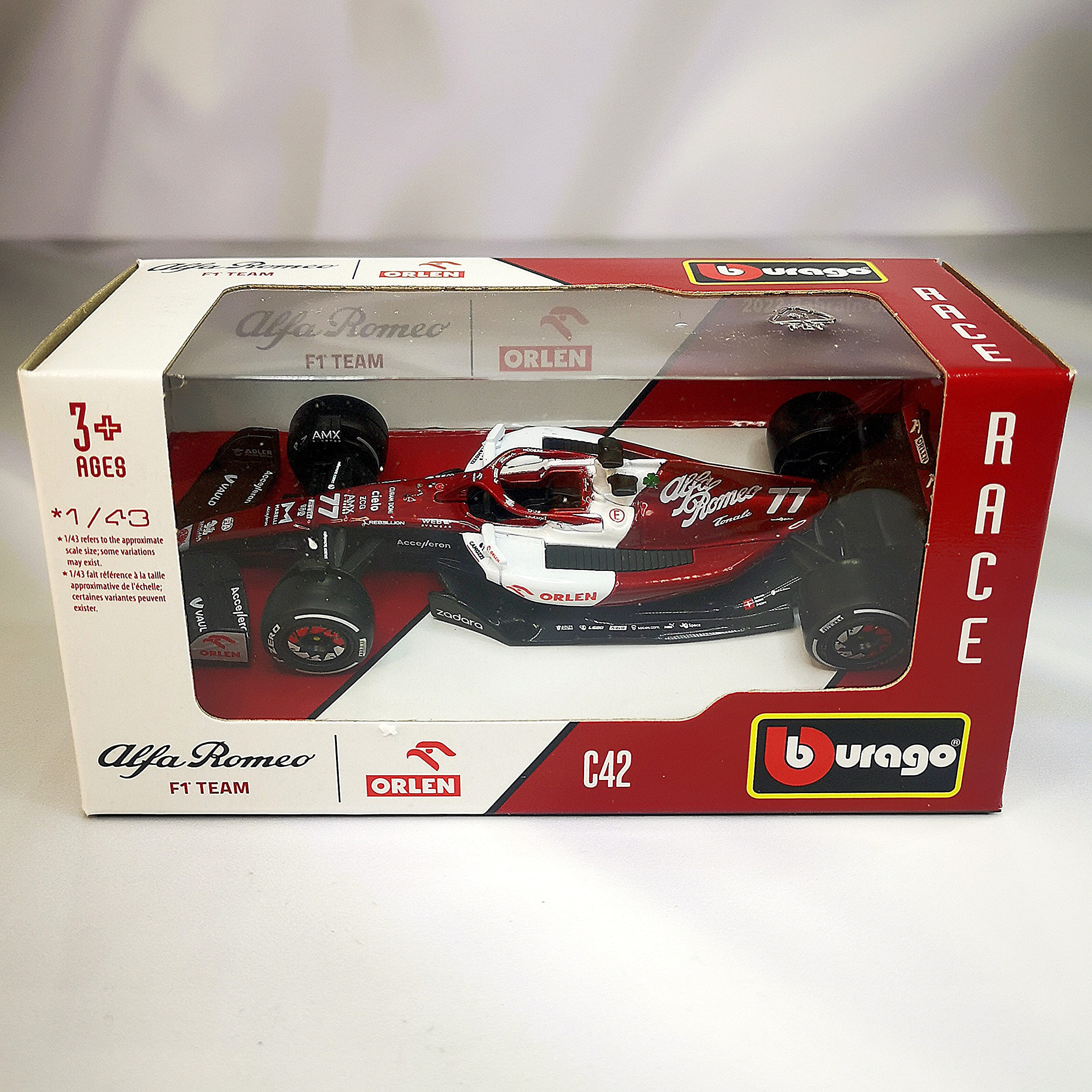 Alfa Romeo C42 2022 #77 Valteri Bottas Caja Normal Burago 1:43