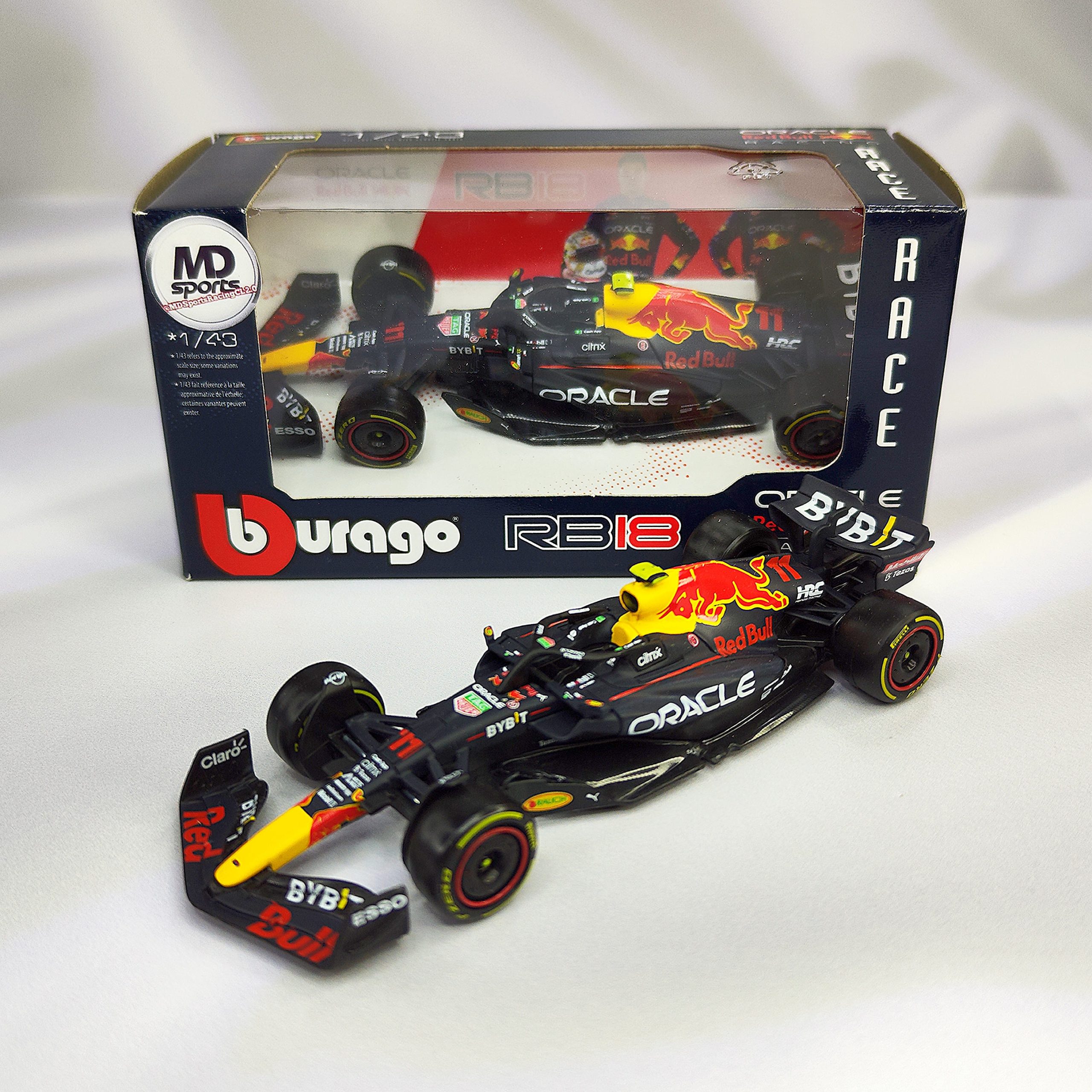 RedBull RB18 2022 #11 Checo Perez Caja Normal Burago 1:43