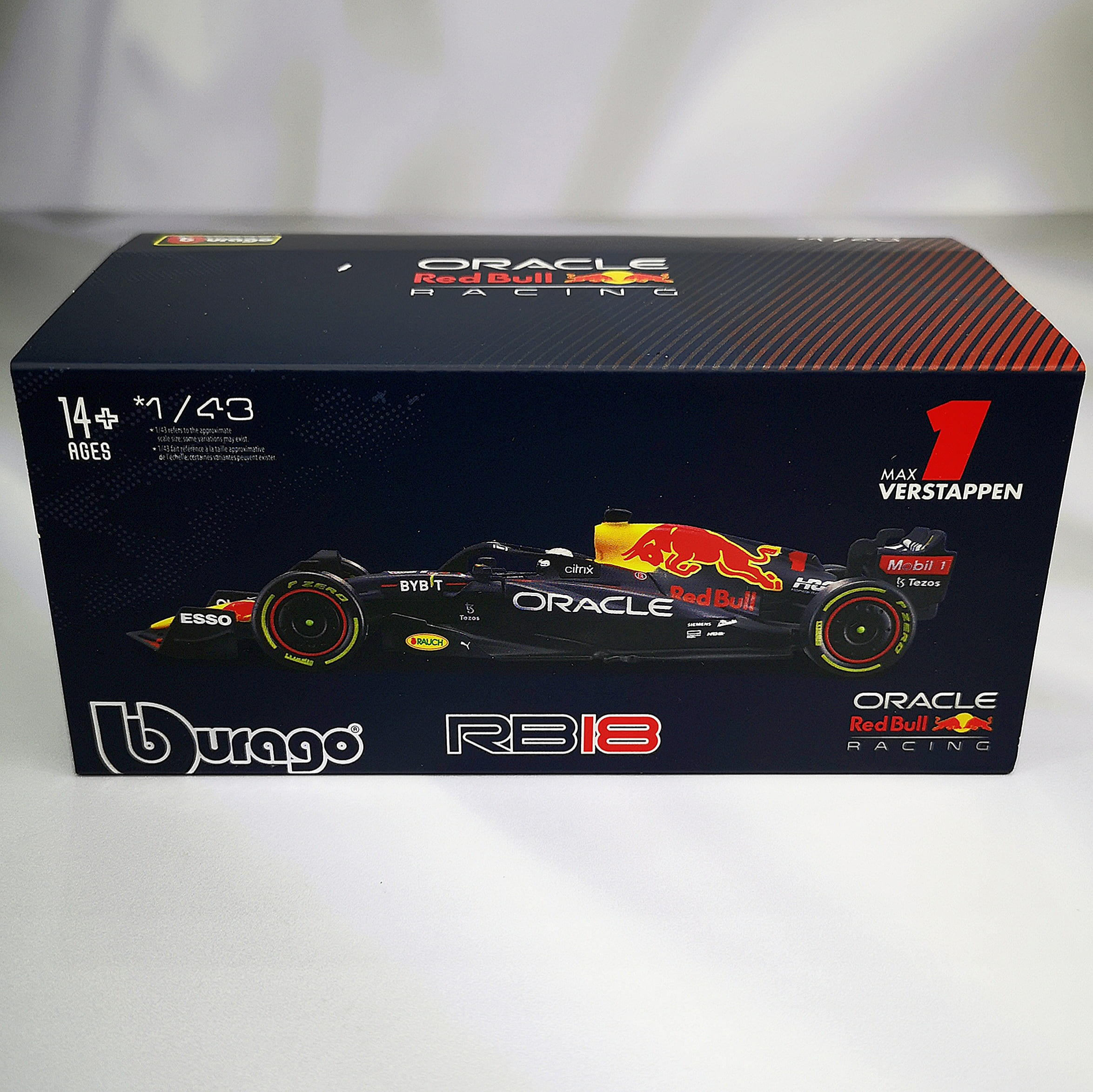 RedBull RB18 2022 #1 Max Verstappen Caja Acrilica Burago 1:43 + Llavero Polera