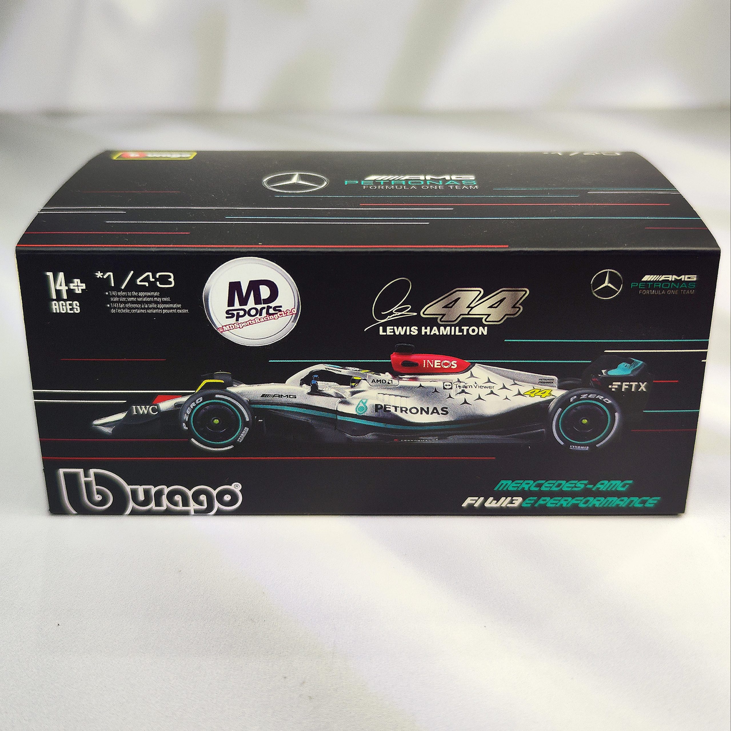 Mercedes W13 2022 #44 Lewis Hamilton Caja Acrilica Burago 1:43