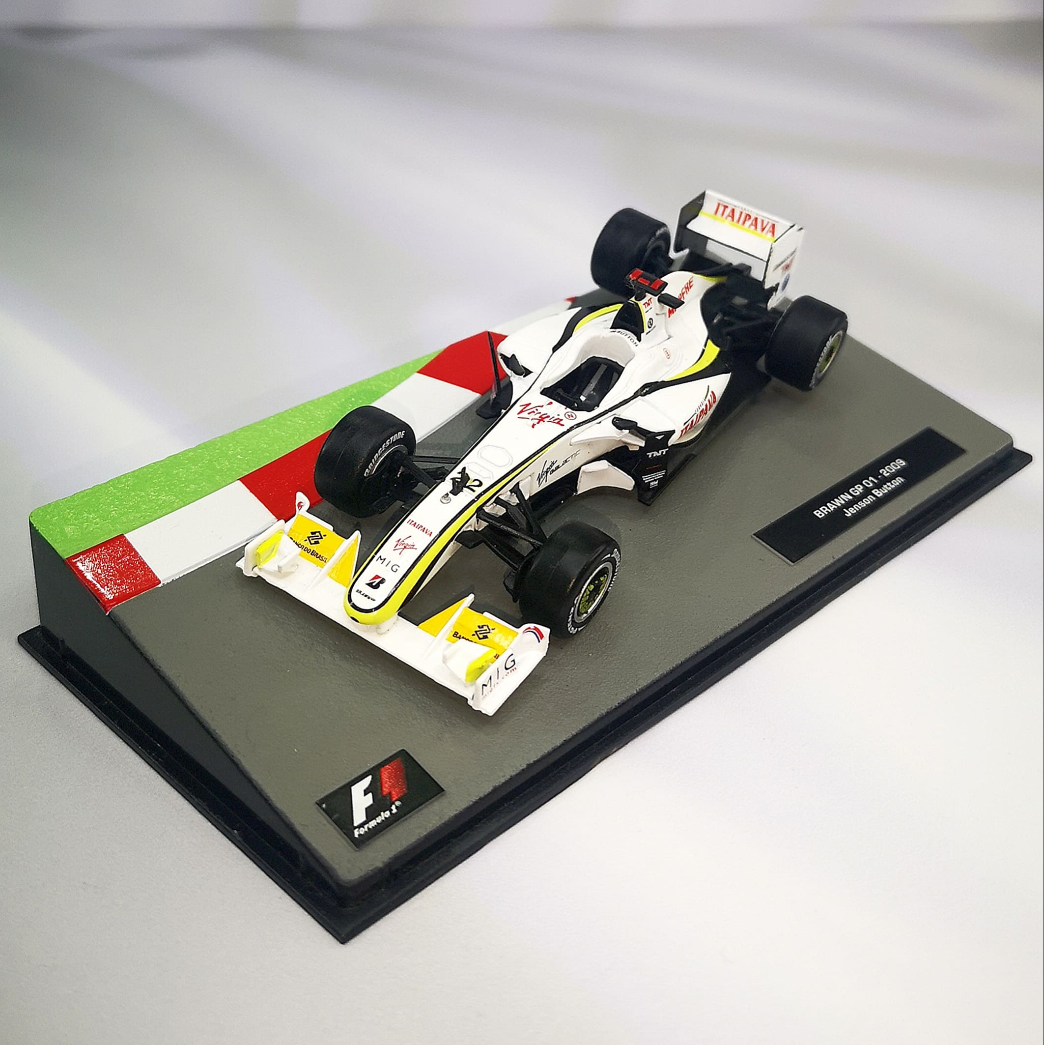 Brawn GP 01 2009 #22 Jenson Button Caja Acrilica IXO 1:43