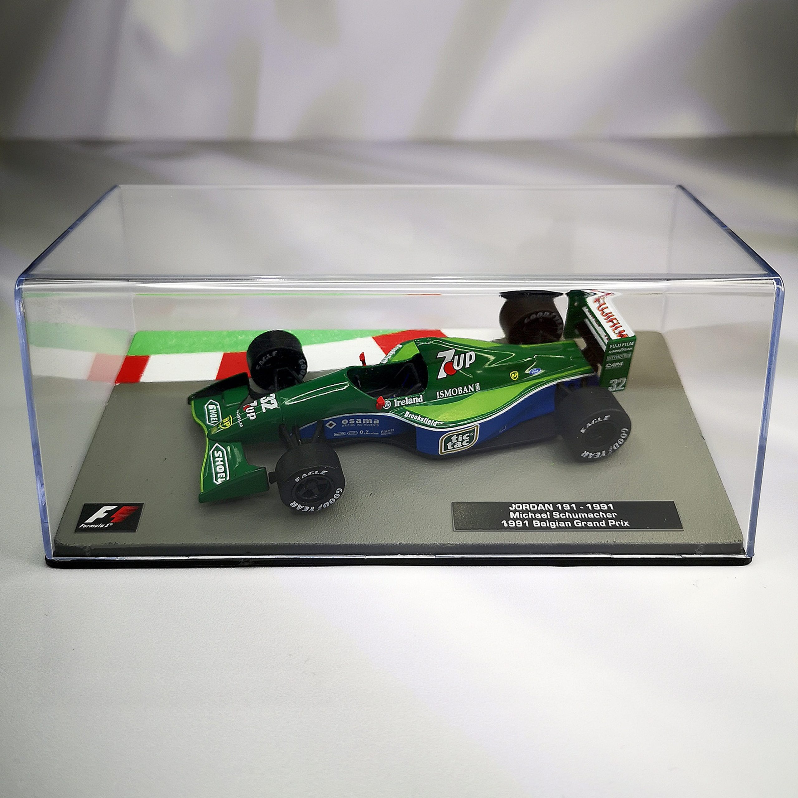 Jordan 191 1991 #32 Michael Schumacher Caja Acrilica IXO 1:43