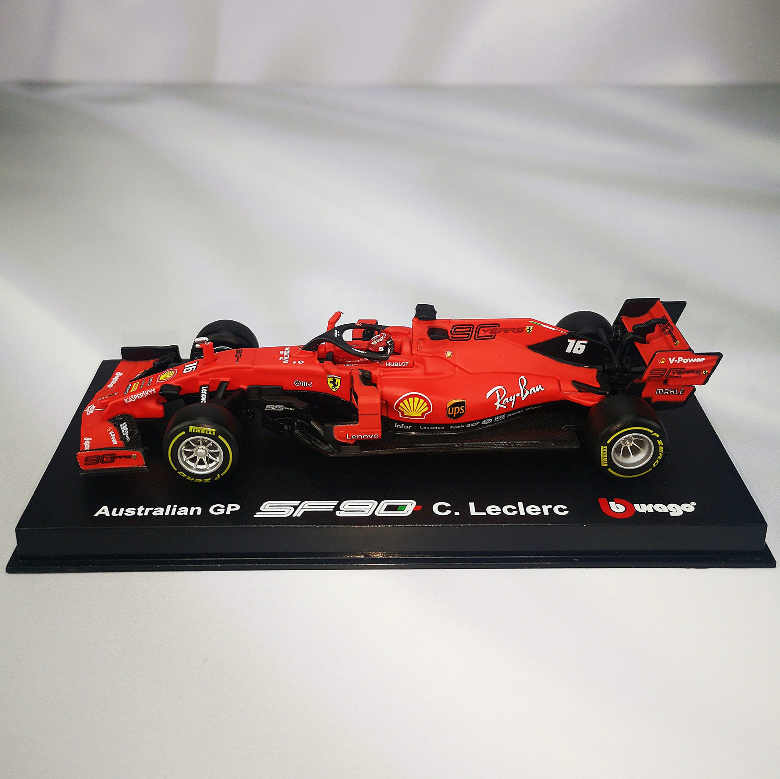 Ferrari SF90 2019 #16 Charles Leclerc Caja Acrilica Burago 1:43