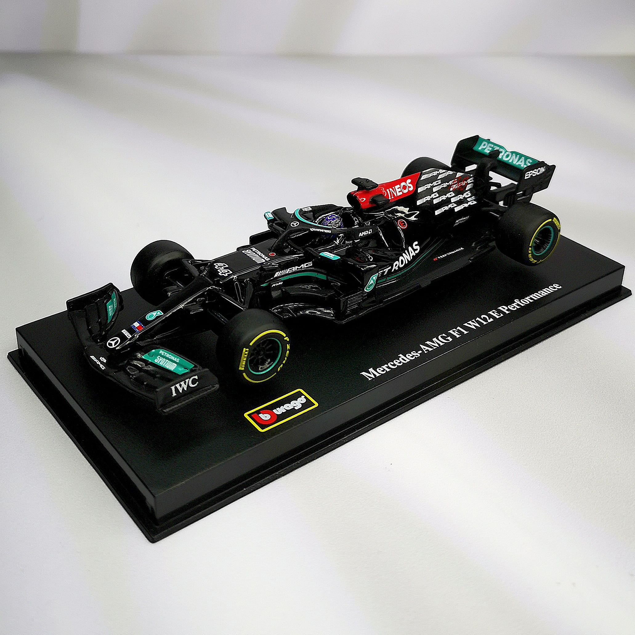 Mercedes W12 2021 #44 Lewis Hamilton Caja Acrilica Burago 1:43