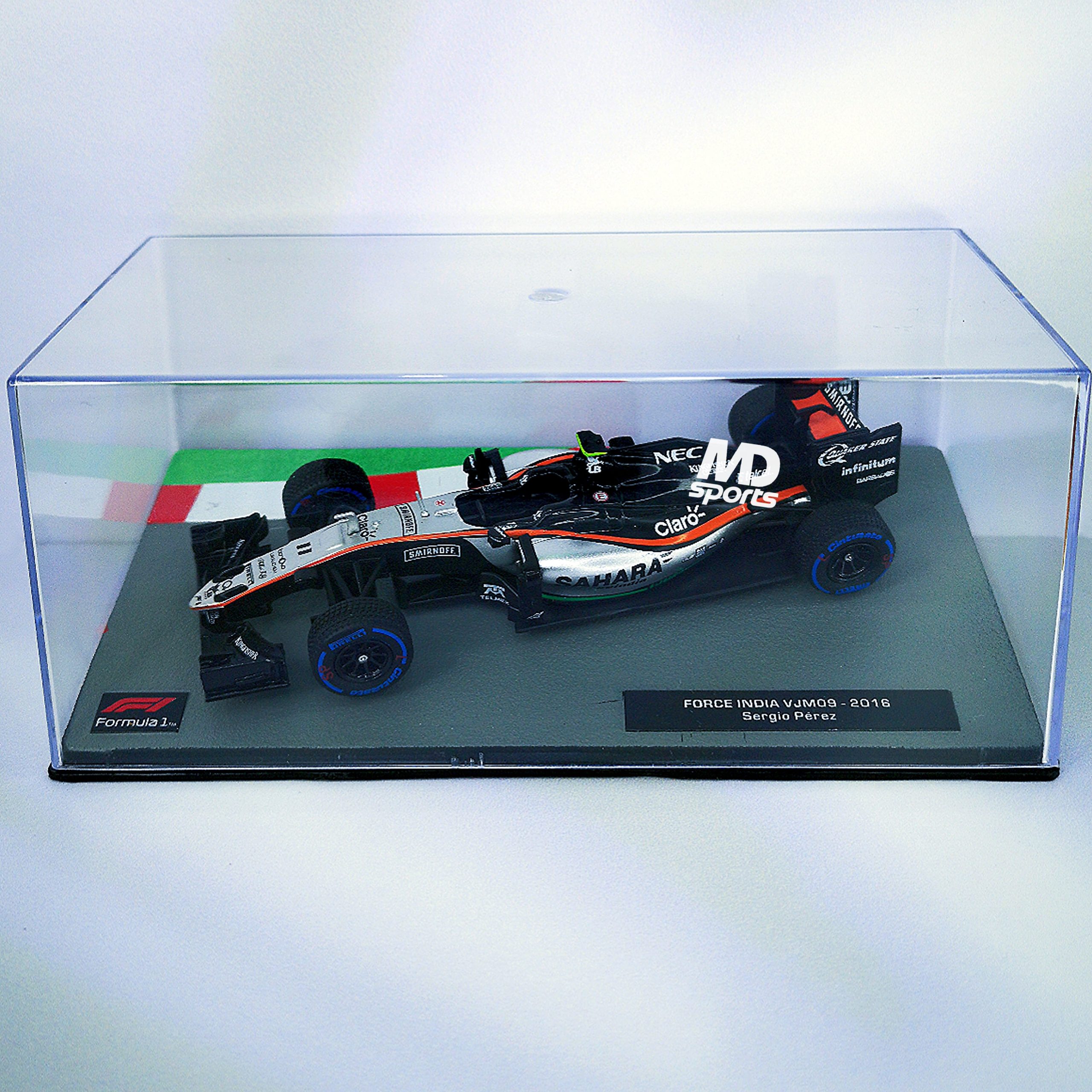 Force India VJM09 2016 #11 Checo Perez Caja Acrilica IXO 1:43 - Imagen 3