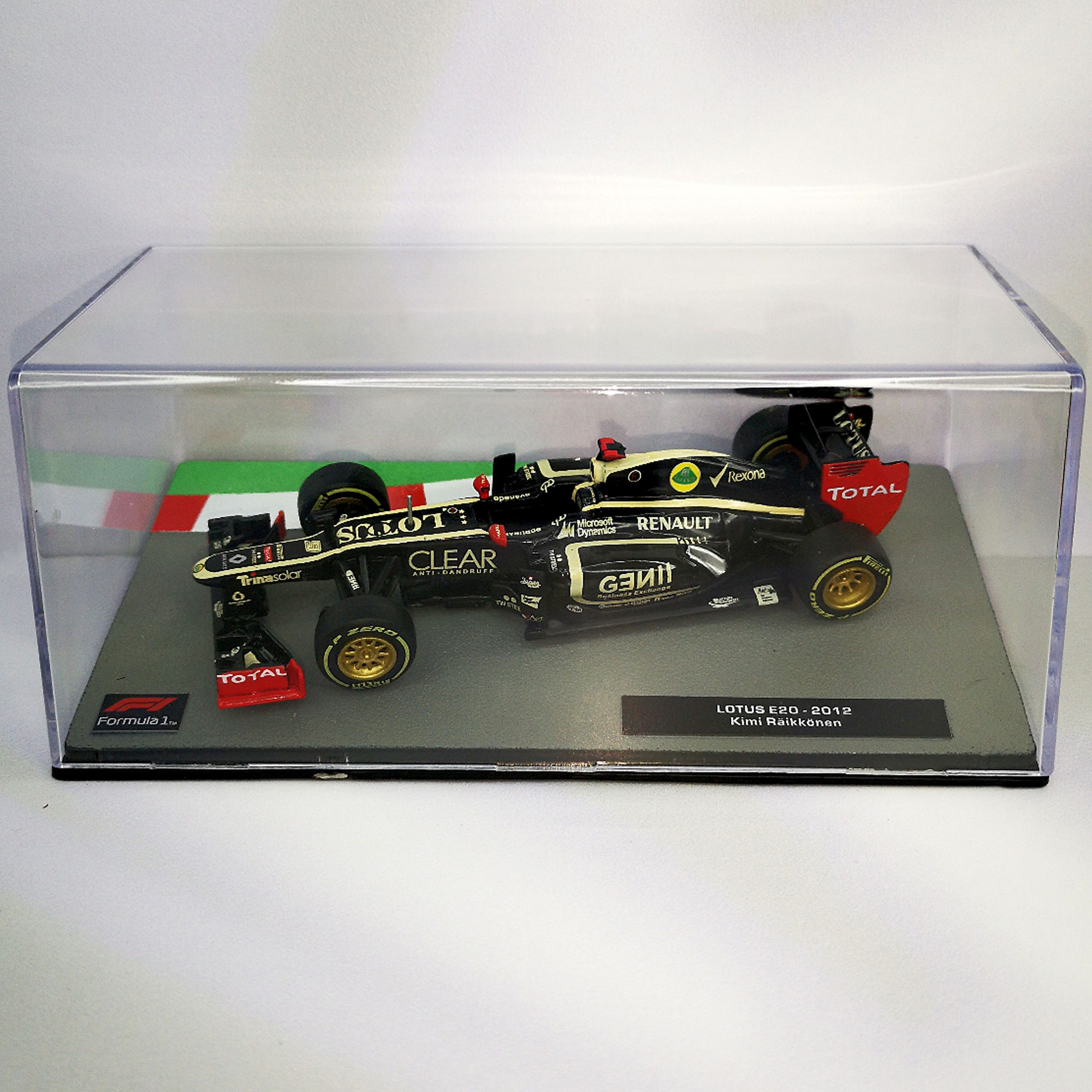 Lotus E20 2012 #9 Kimi Raikkonen Caja Acrilica IXO 1:43