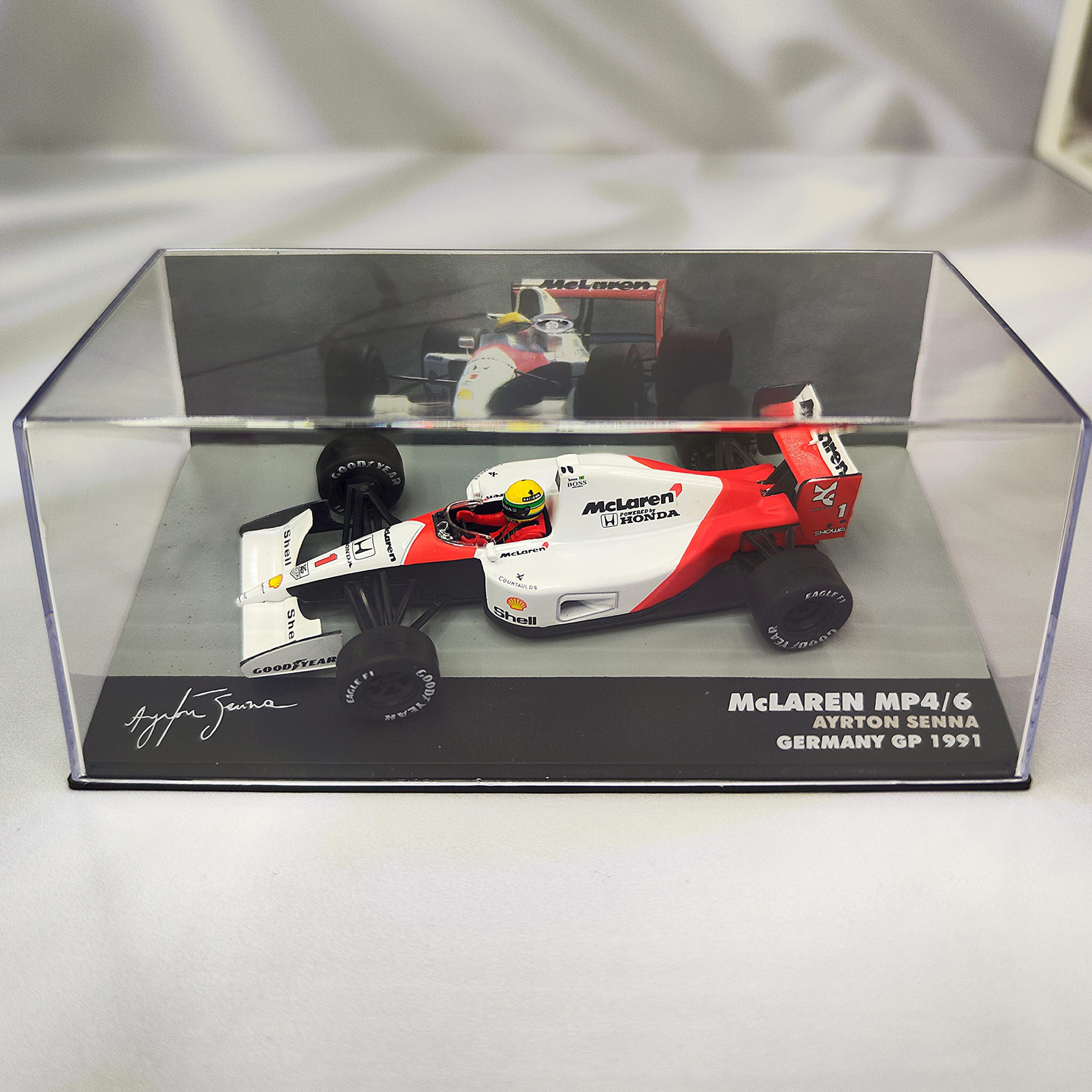 Mclaren MP4/6 1991 #1 Ayrton Senna Caja Acrilica IXO Special 1:43