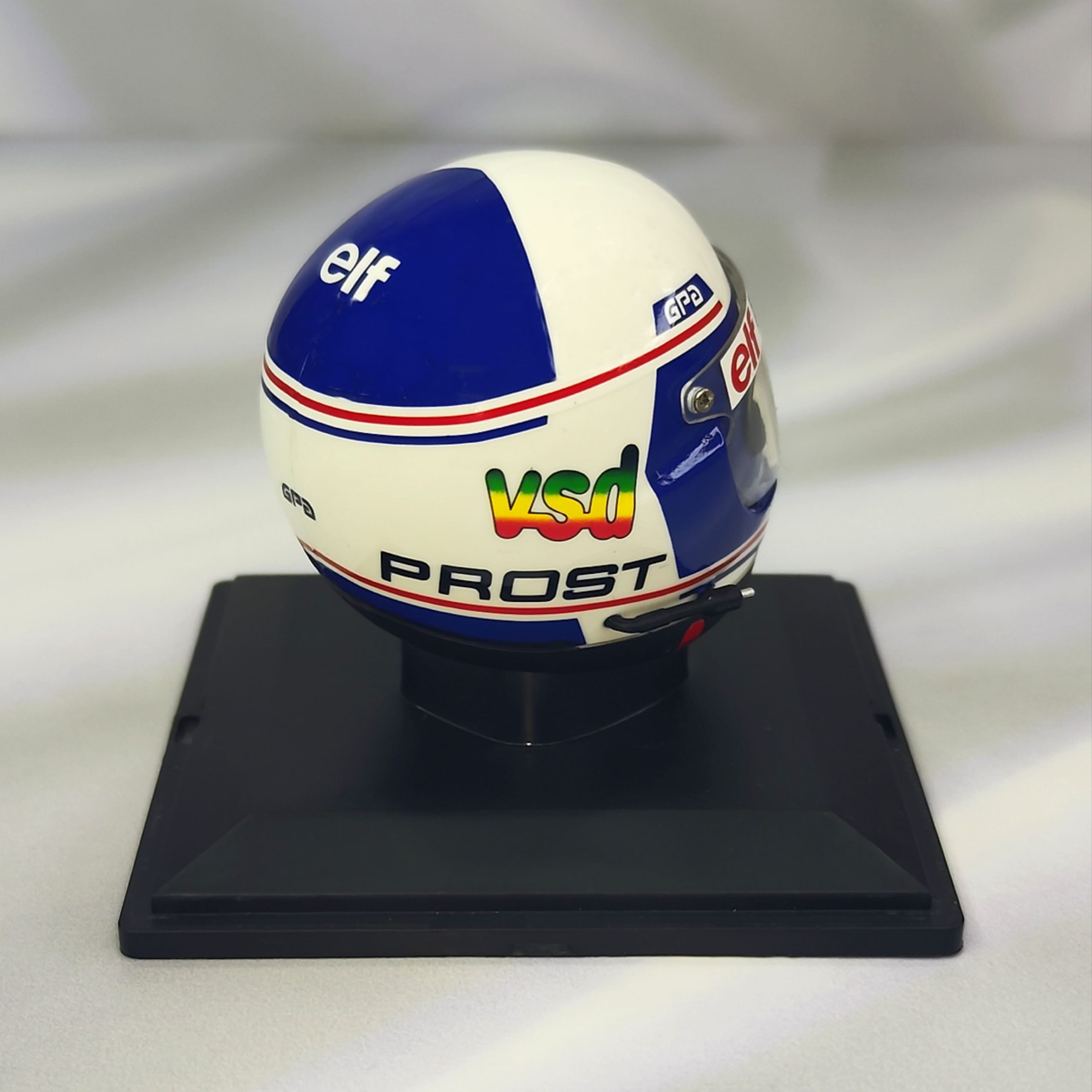 Casco Formula 1 Alain Prost Renault 1981 Spark 1:5