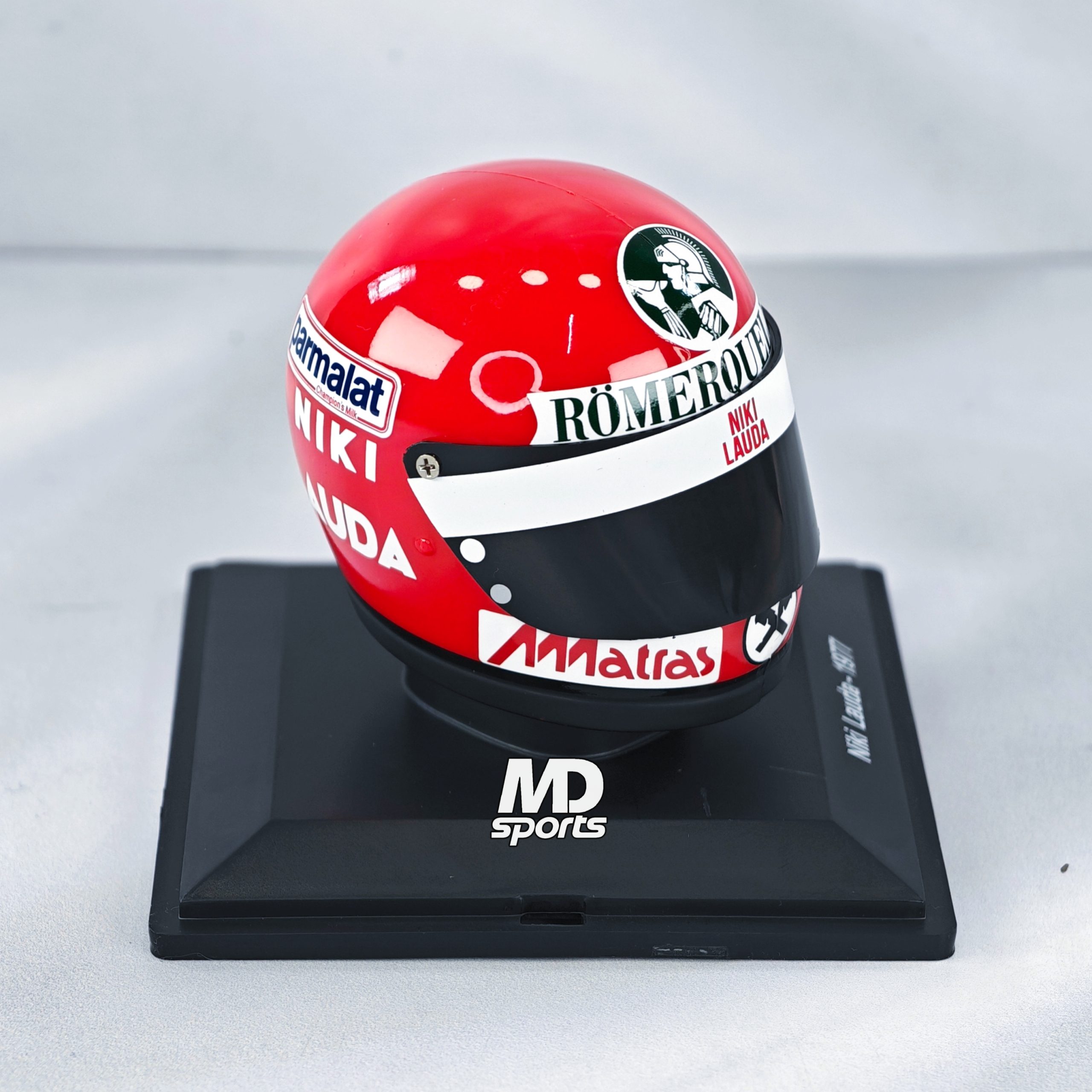 Casco Formula 1 Niki Lauda Ferrari 1977 Spark 1:5