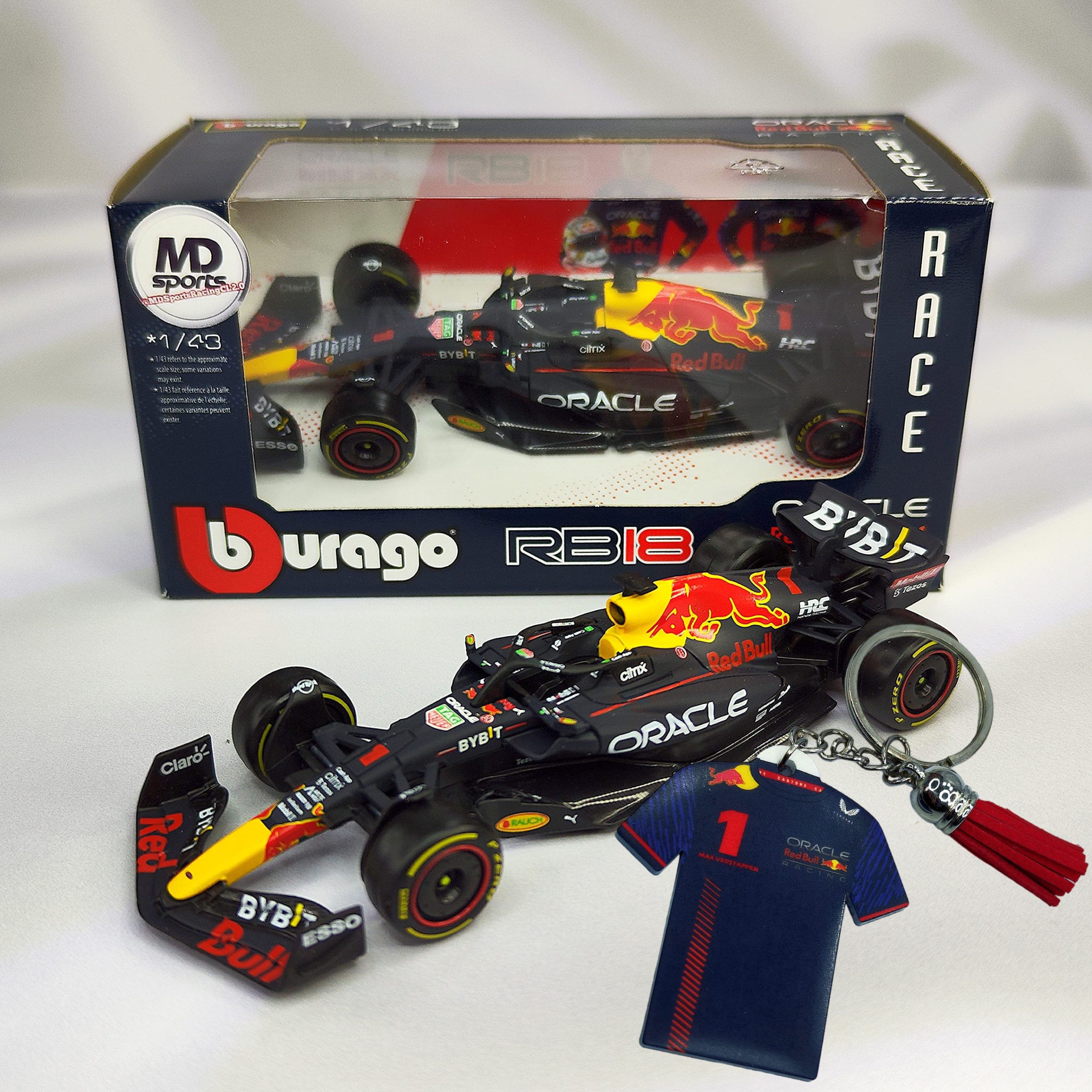 RedBull RB18 2022 #1 Max Verstappen Caja Normal Burago 1:43 + Llavero Polera