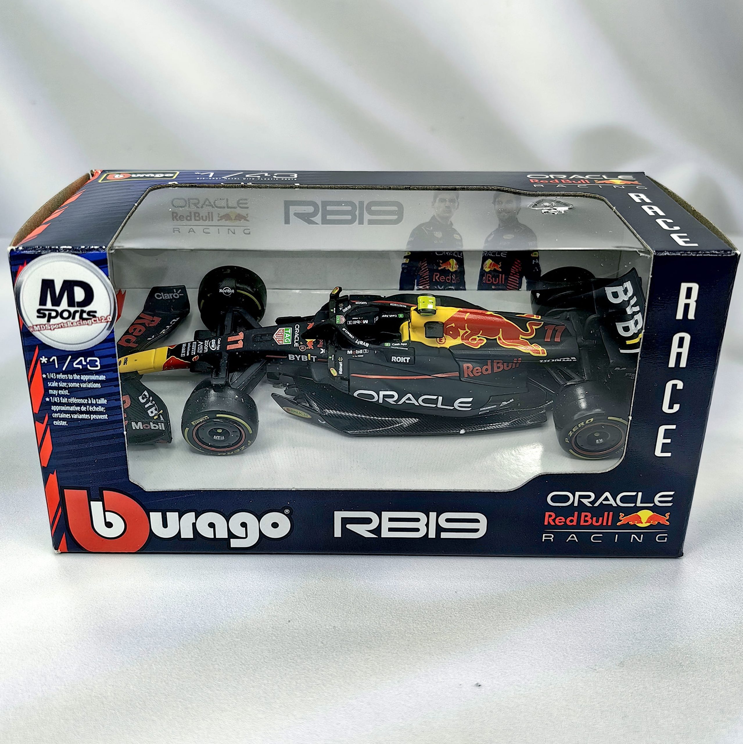 RedBull RB19 2023 #11 Checo Perez Caja Normal Burago 1:43 + Llavero Polera