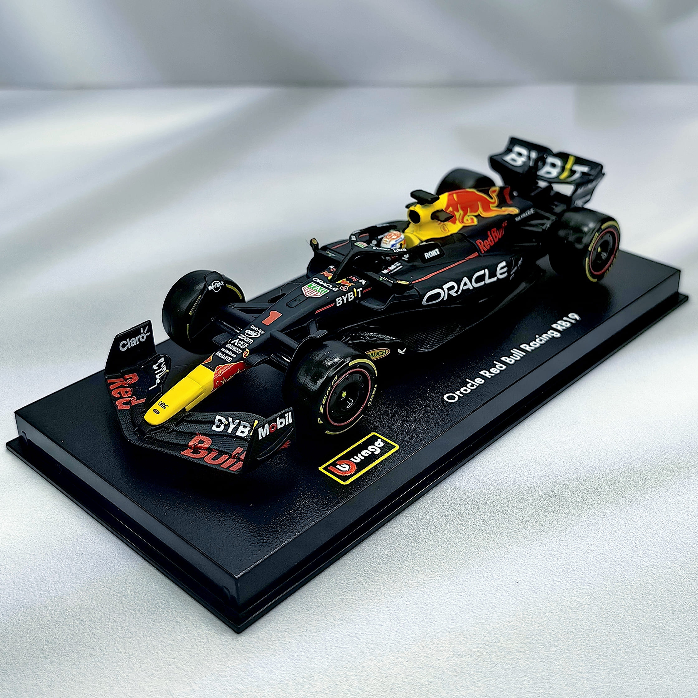 RedBull RB19 2023 #1 Max Verstappen Caja Acrilica Burago 1:43