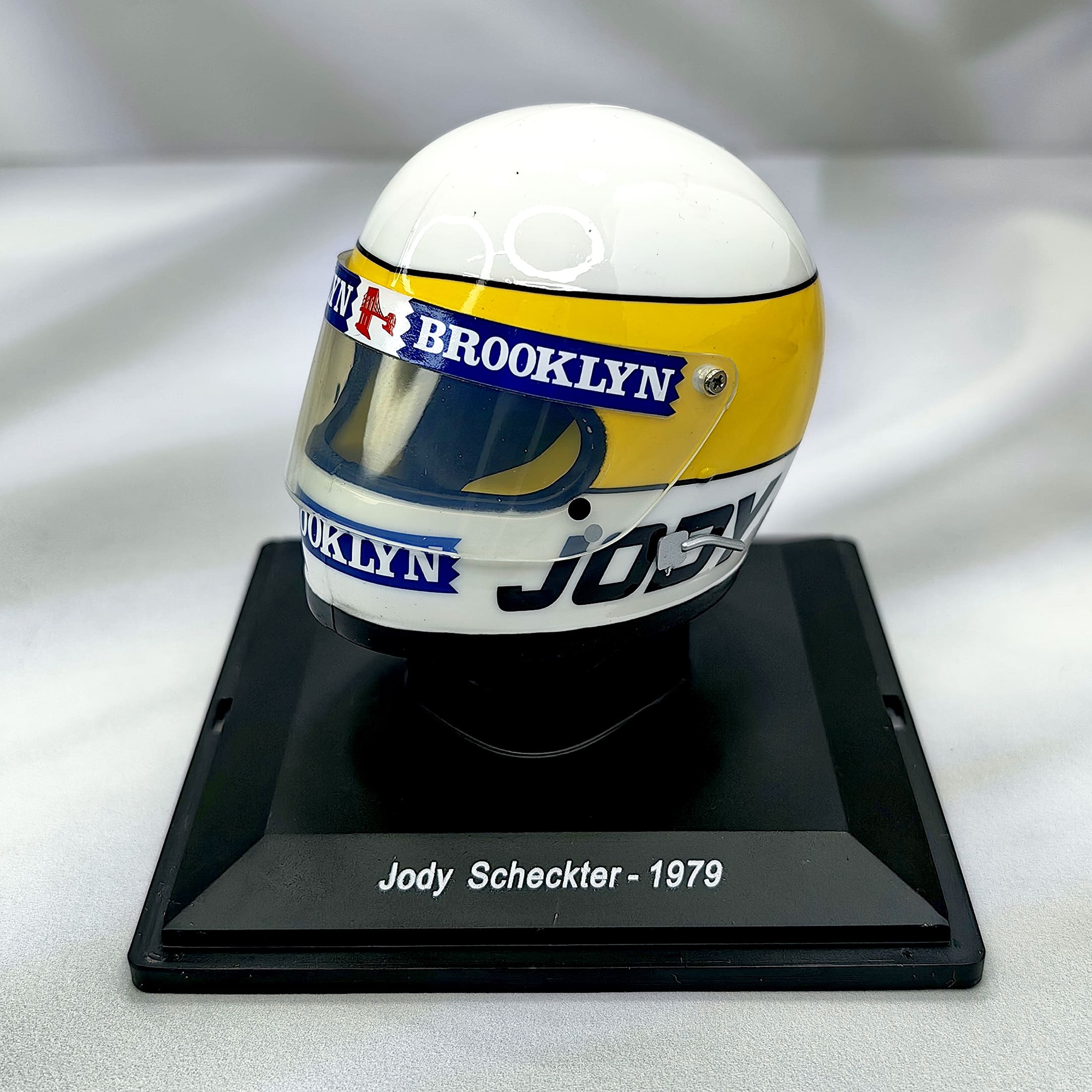 Casco Formula 1 Jody Scheckter Ferrari 1979 Spark 1:5