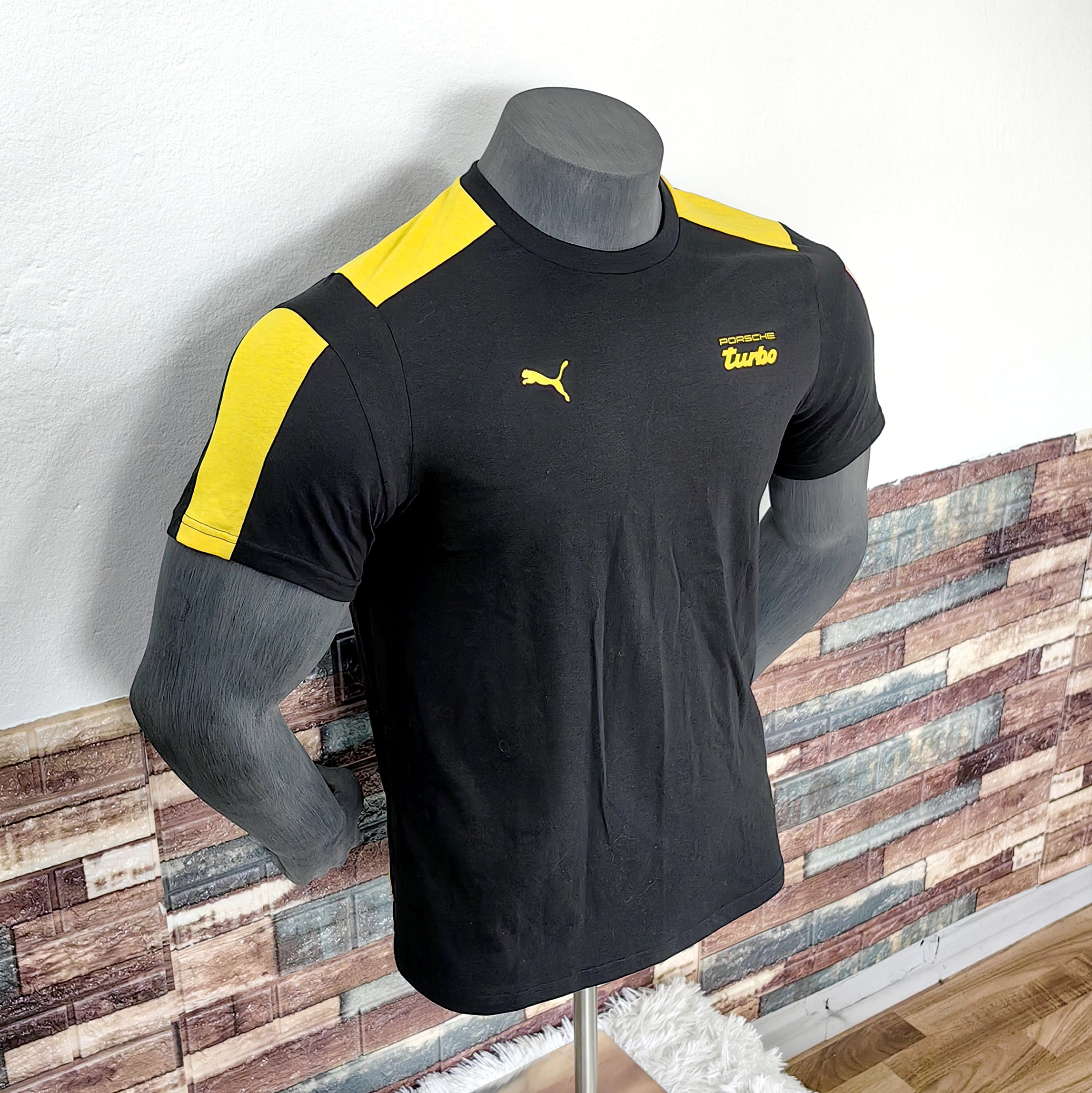 Polera discount puma negra