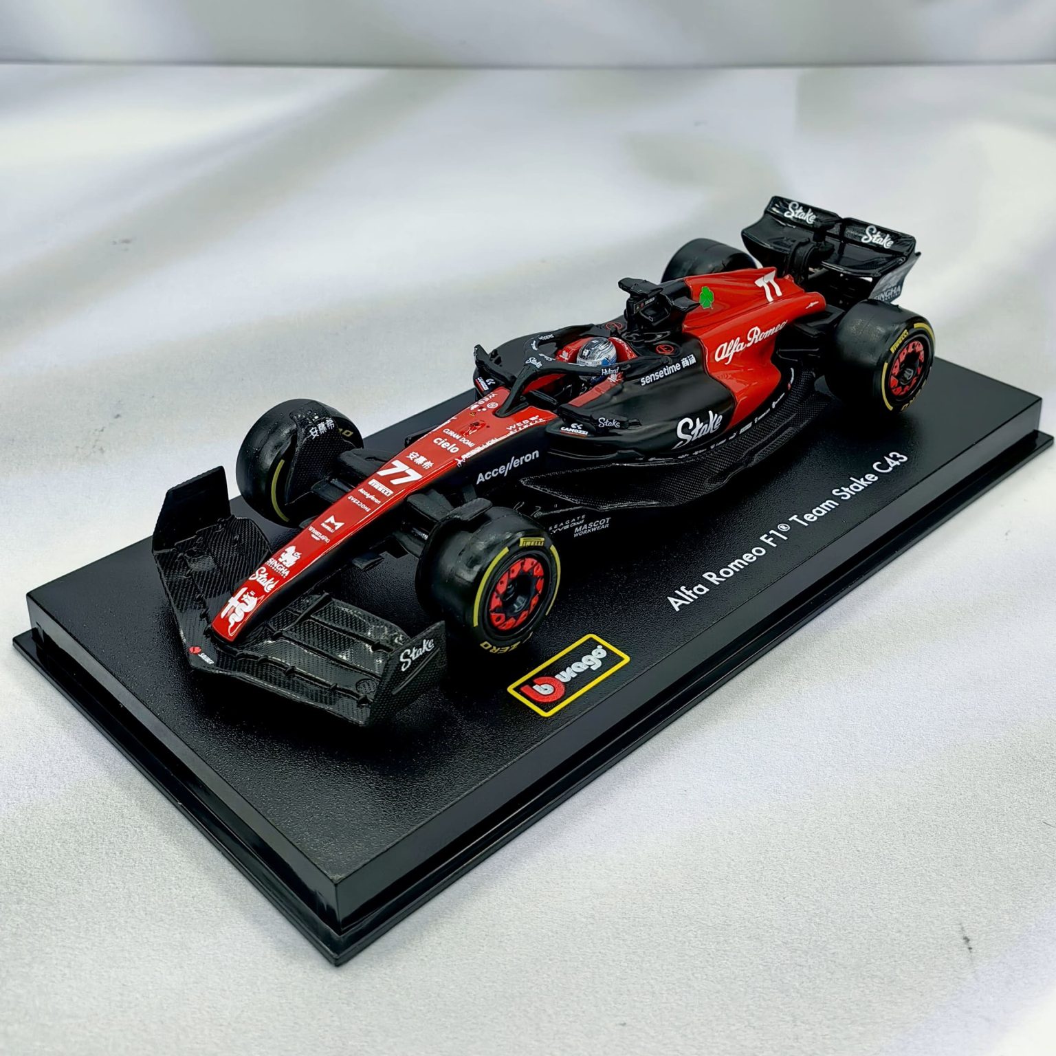 Voiture Miniature ALFA ROMEO SAUBER C43 - BURAGO 1/43 - État Neuf - Modèle 2023