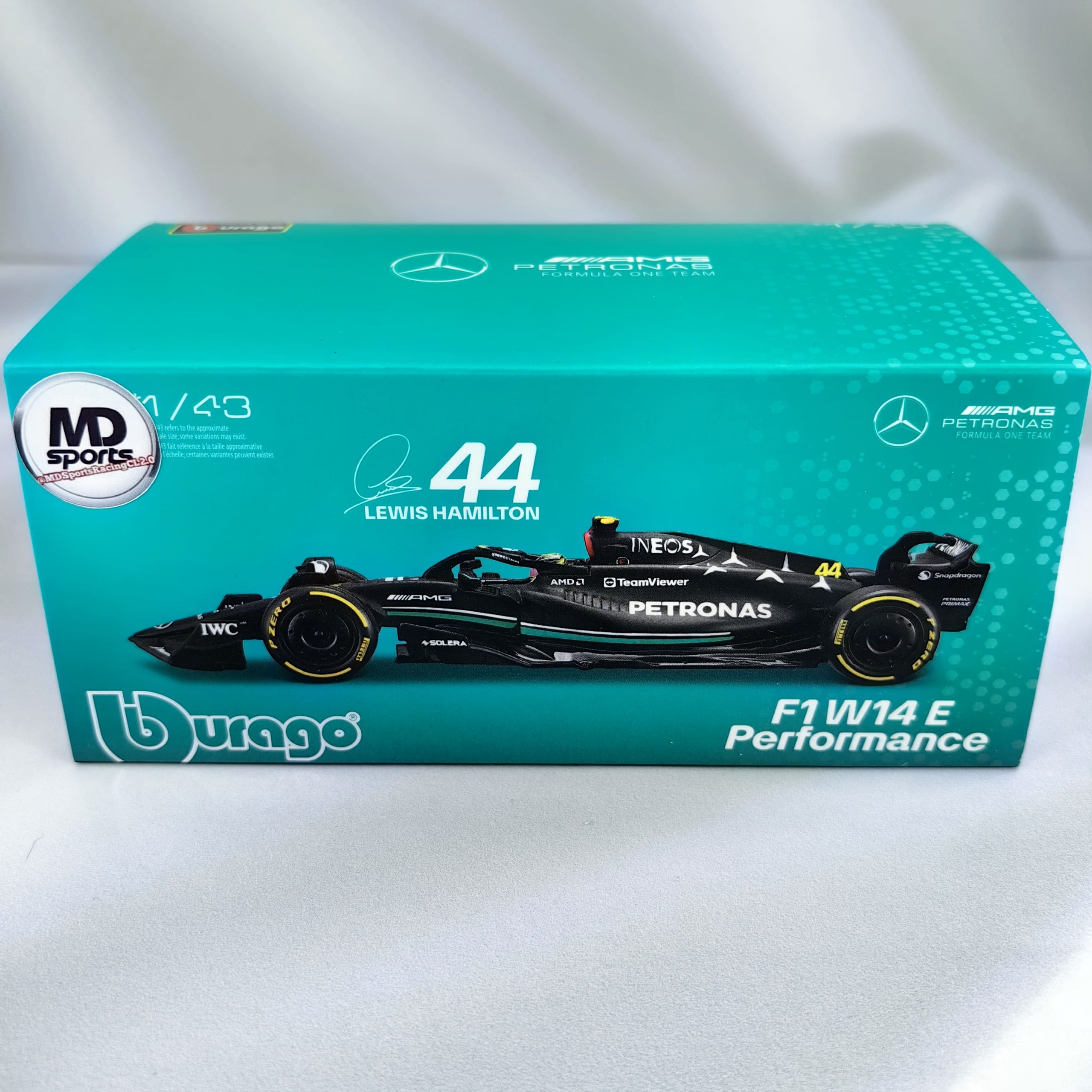 Mercedes W14 2023 #44 Lewis Hamilton Caja Acrilica Burago 1:43