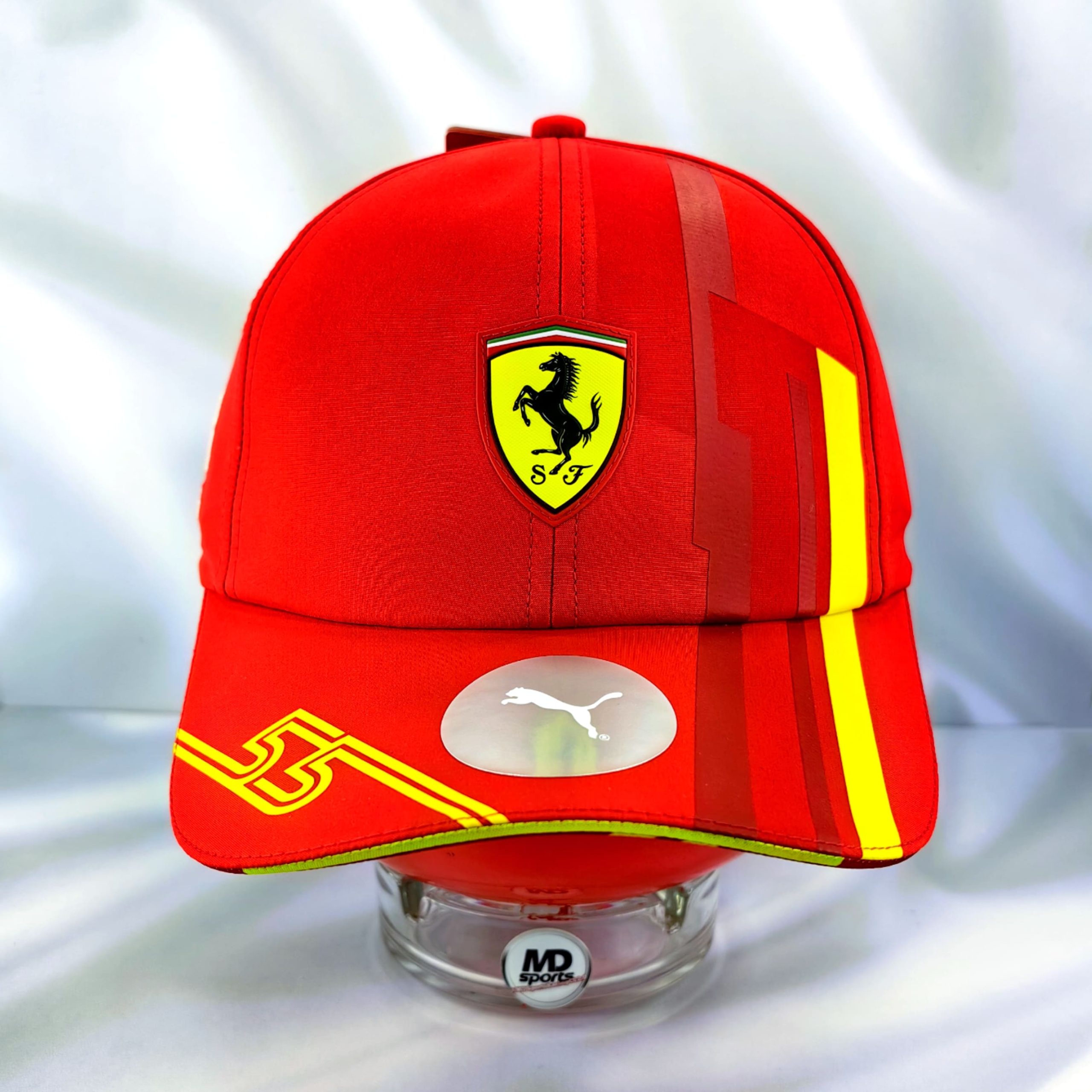 Gorro Oficial Ferrari F1 Carlos Sainz GP España 2023