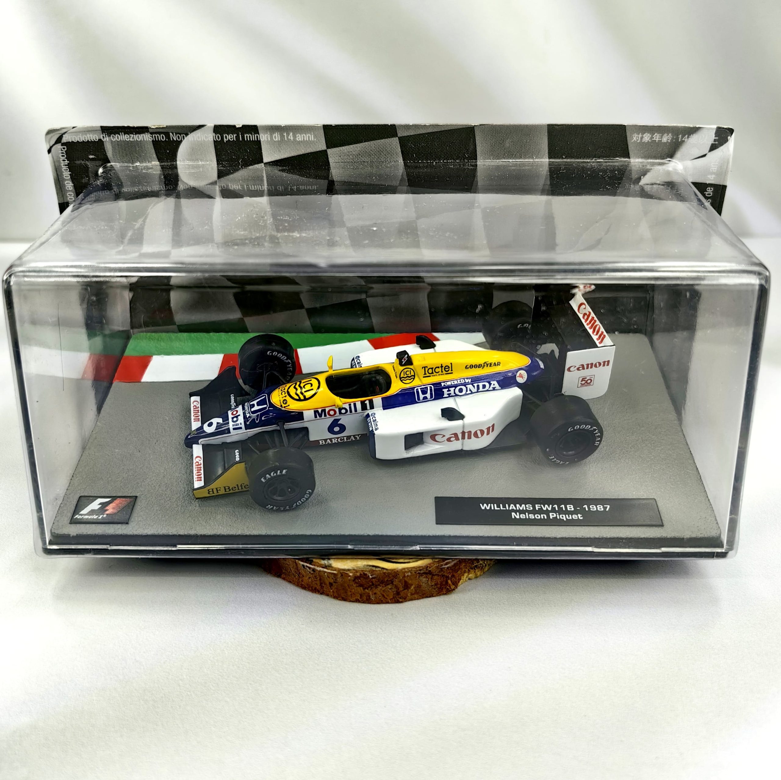 Williams FW11B 1987 #6 Nelson Piquet Caja Acrilica Altaya 1:43