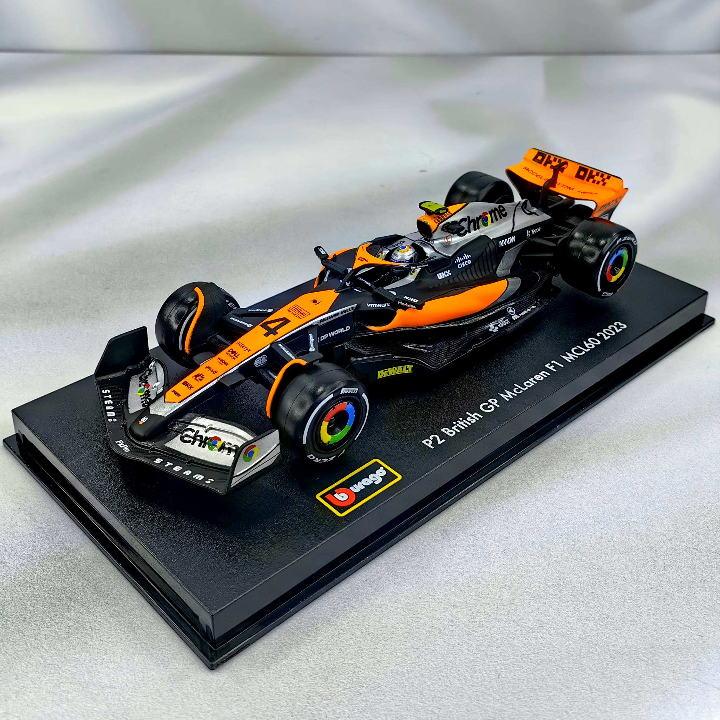 Mclaren MCL60 GP Silverstone 2023 #4 Lando Norris Caja Acrilica Burago 1:43