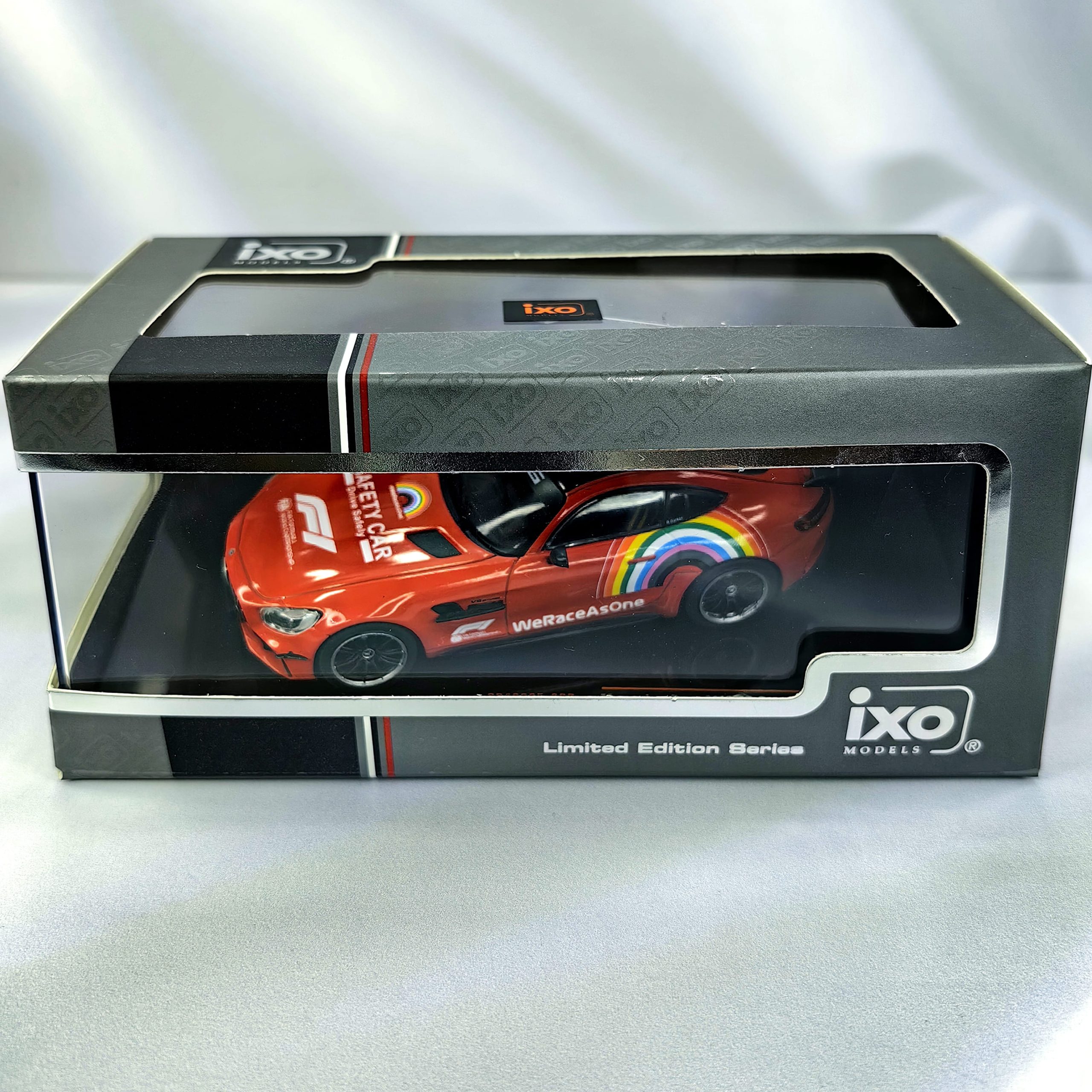 Mercedes AMG GT-R 2020 Rojo Safety Car IXO Models 1:43 – Edición Limitada