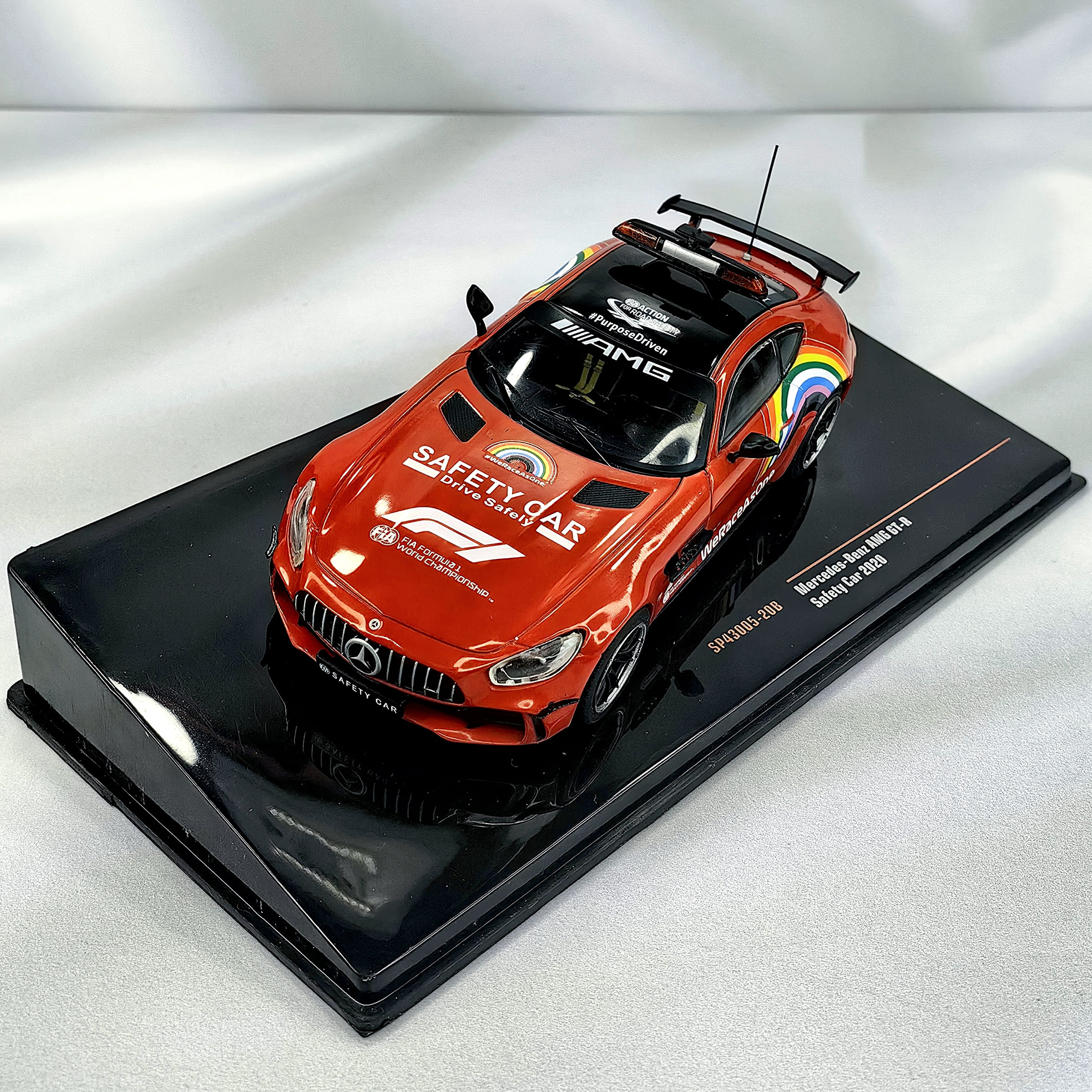 Mercedes AMG GT-R 2020 Rojo Safety Car IXO Models 1:43 – Edición Limitada