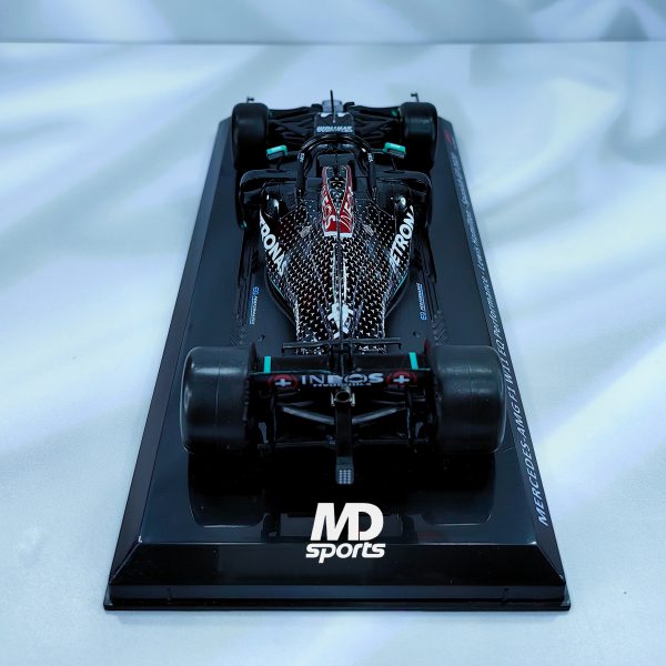 Mercedes W11 2020 #44 Lewis Hamilton Caja Normal Premium Collect 1:24 - Imagen 5