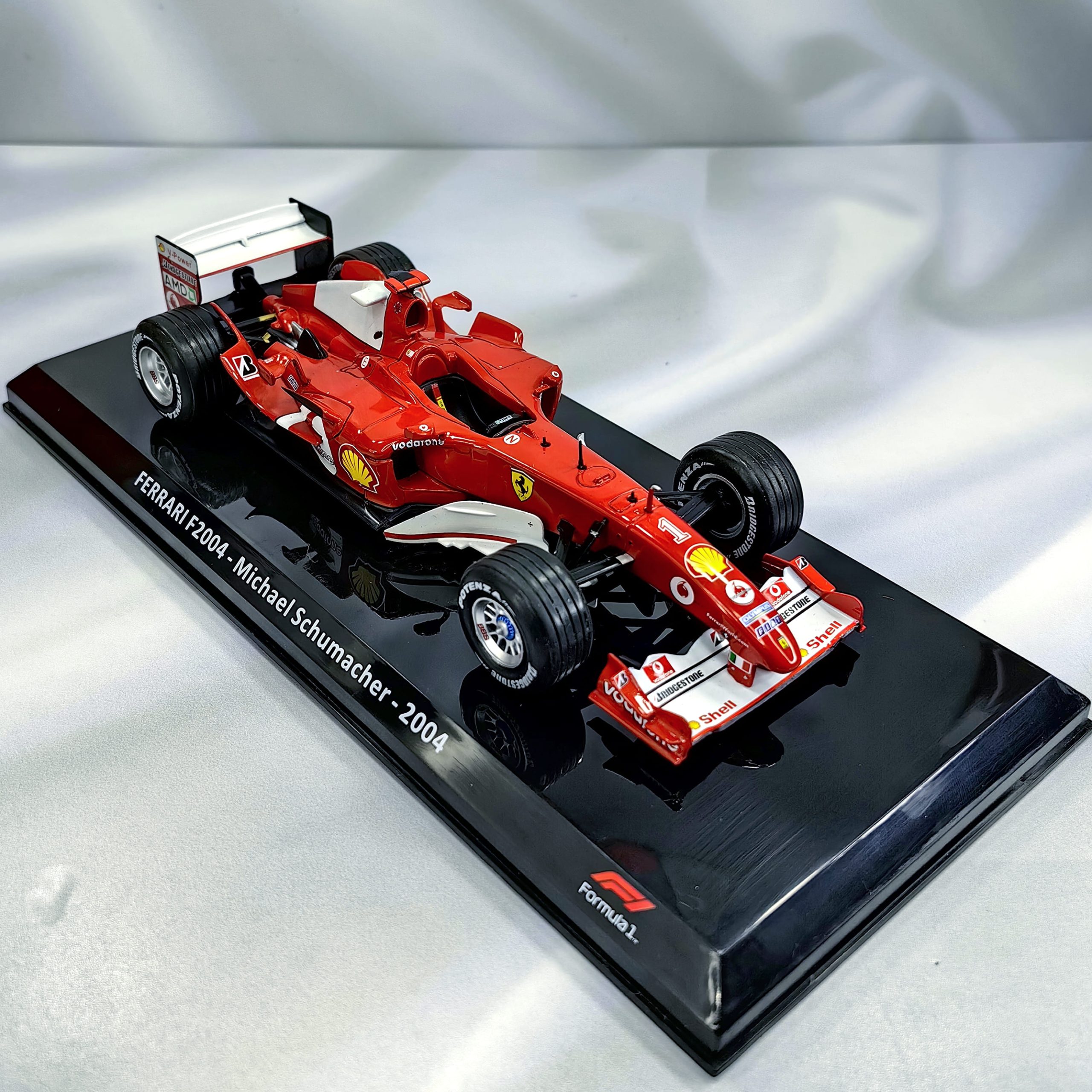 Ferrari F2004 2004 #1 Michael Schumacher Caja Normal Premium Collect 1:24