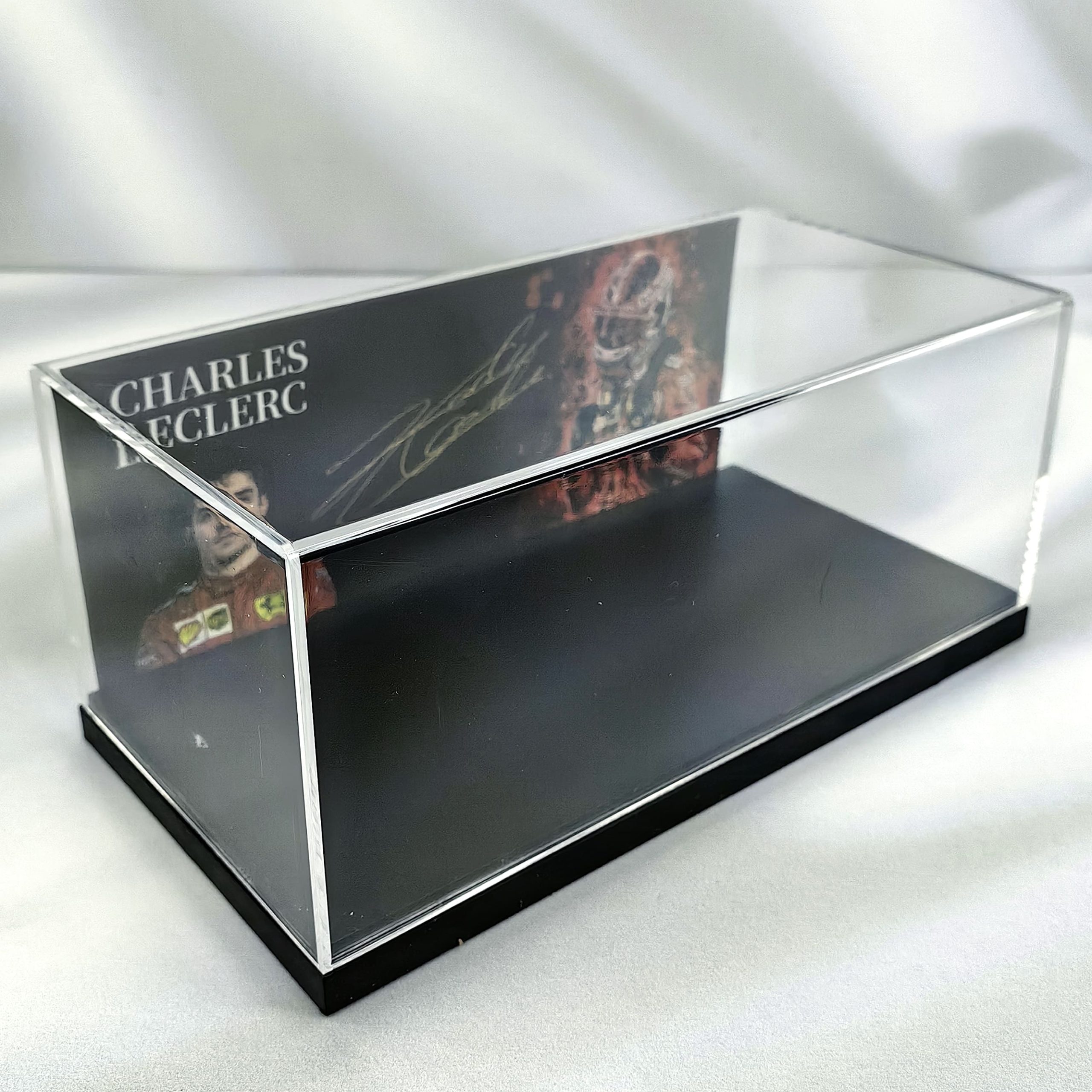 Caja Acrilica Para Auto Escala 1:43 + Tarjeta Leclerc