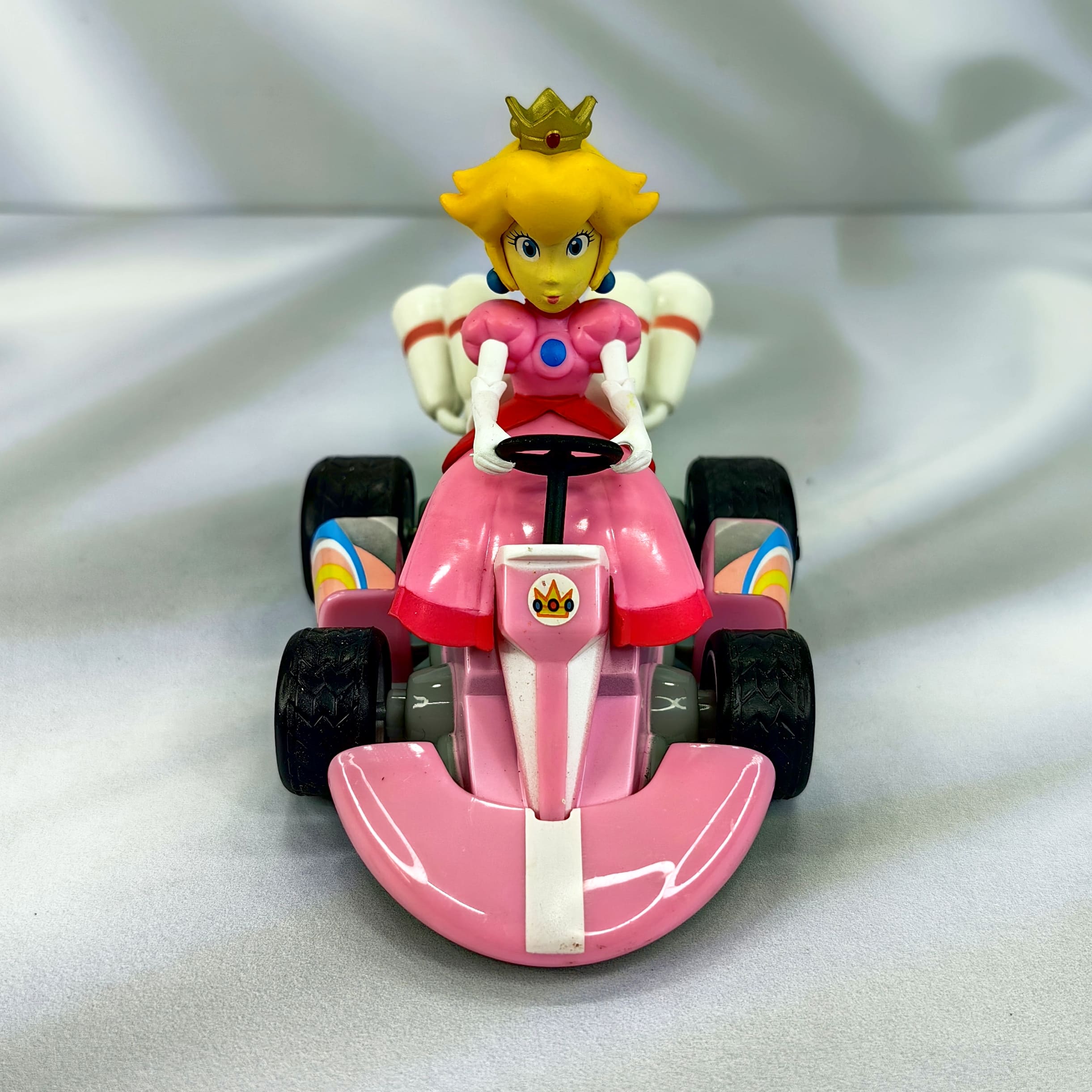 Figura Princesa Peaches Kart a Fricción 12cm