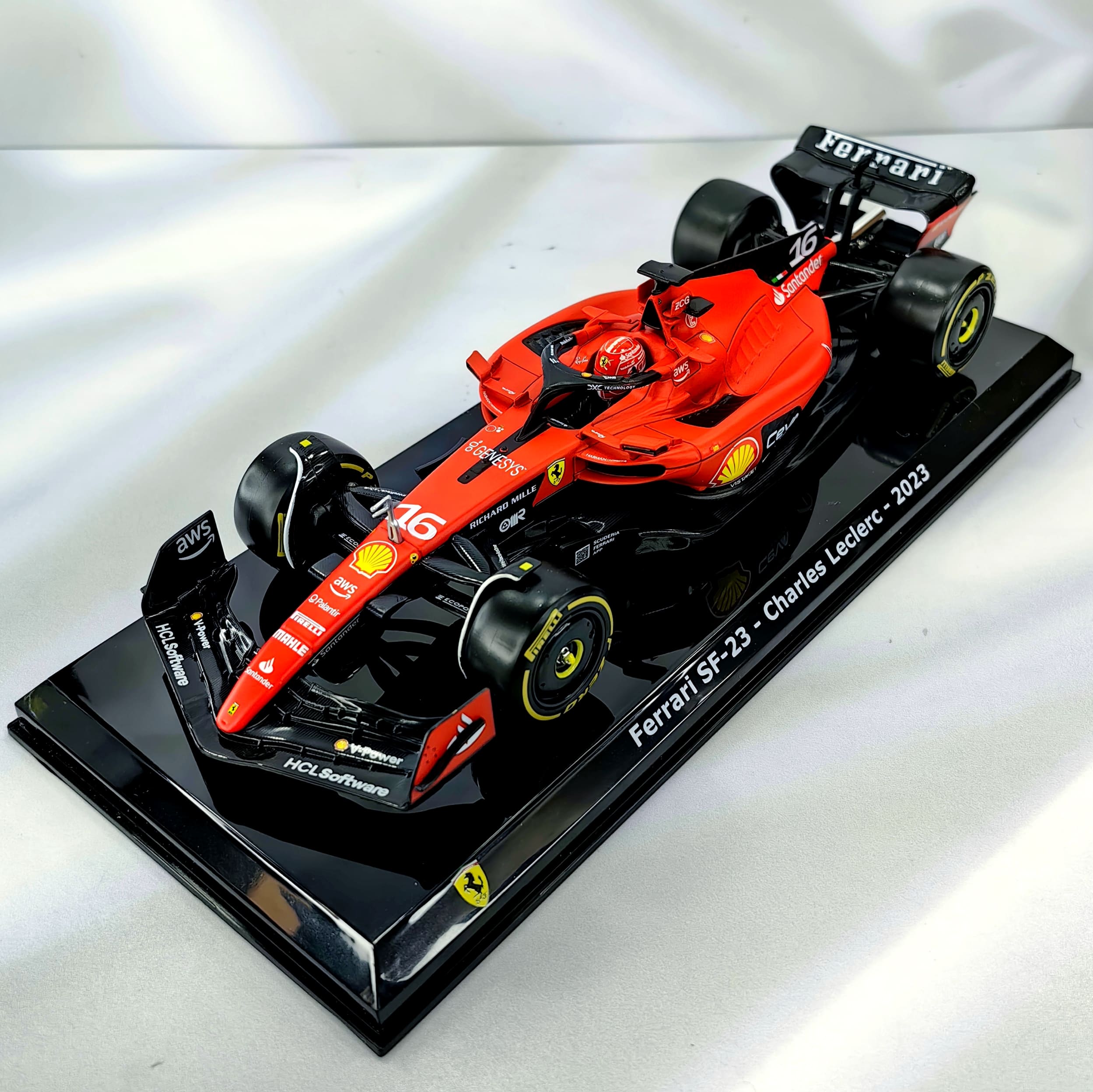 Ferrari SF-23 2023 #16 Charles Leclerc Caja Acrilica Burago 1:24