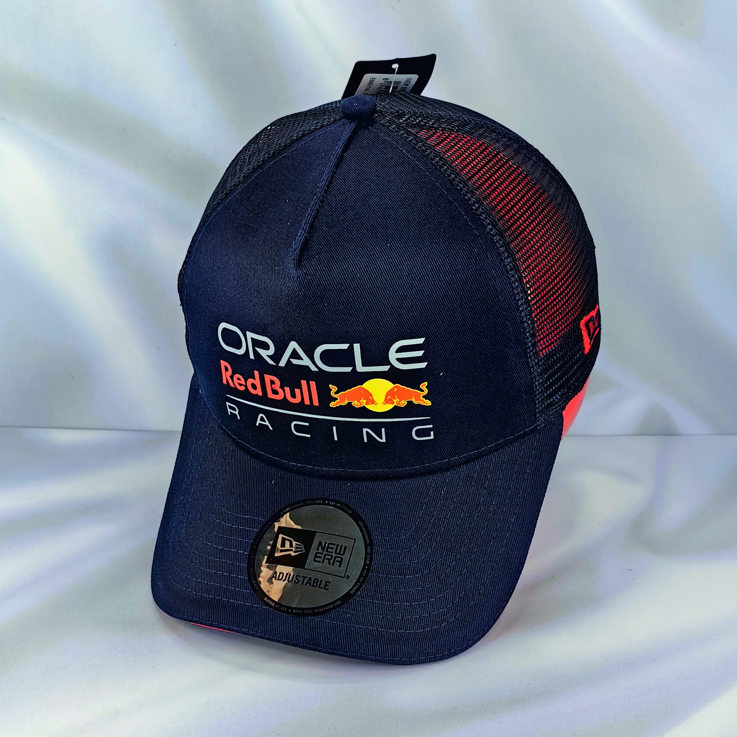 Gorro NEW ERA Oficial Oracle Redbull Racing Trucker 2023