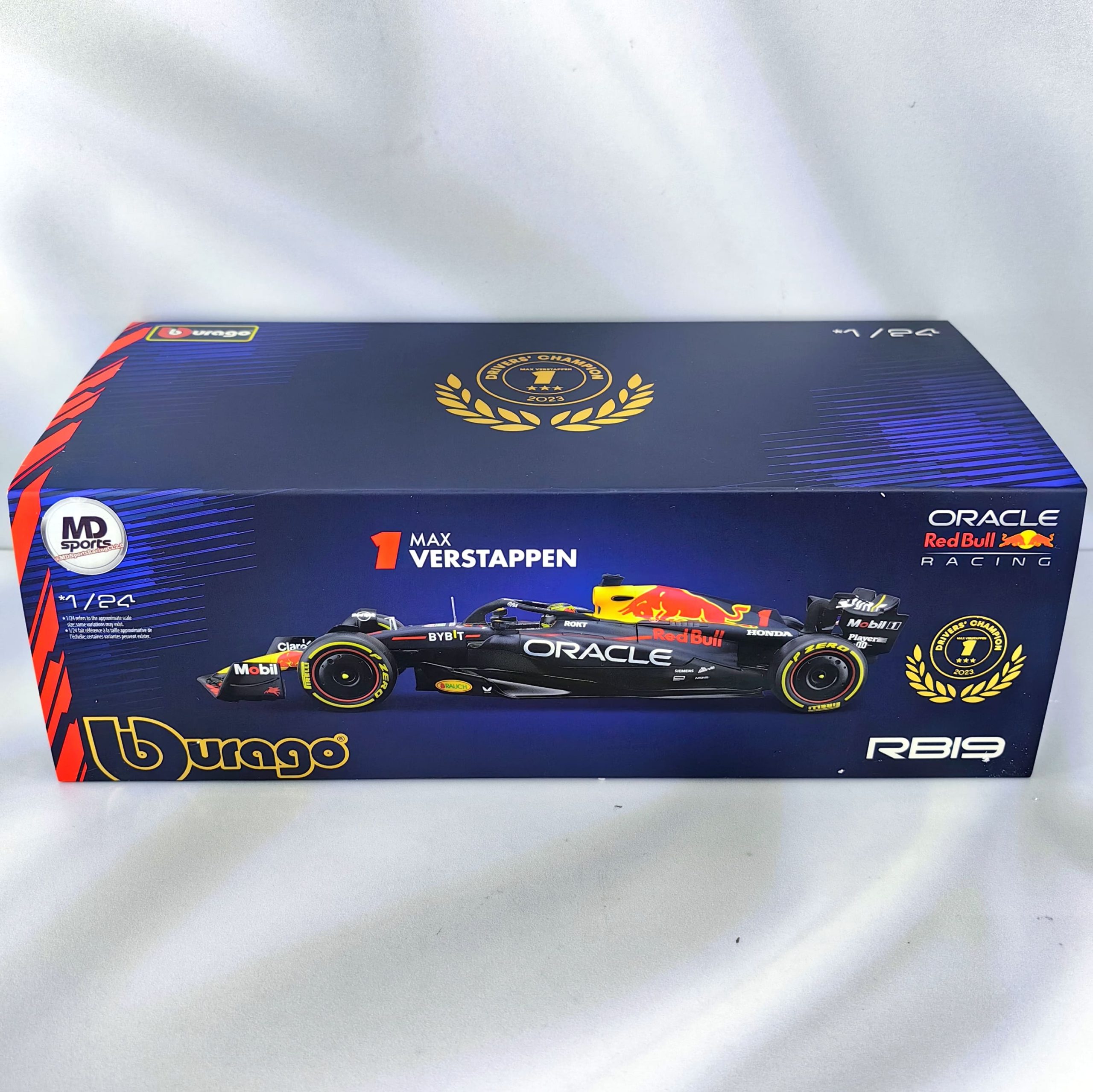 RedBull RB19 2023 #1 Max Verstappen Caja Acrilica Burago 1:24