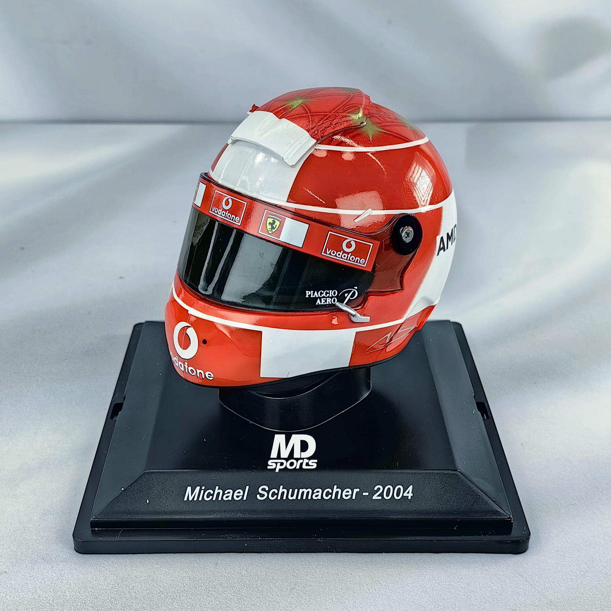 Casco Formula 1 Michael Schumacher Ferrari 2004 Spark 1:5