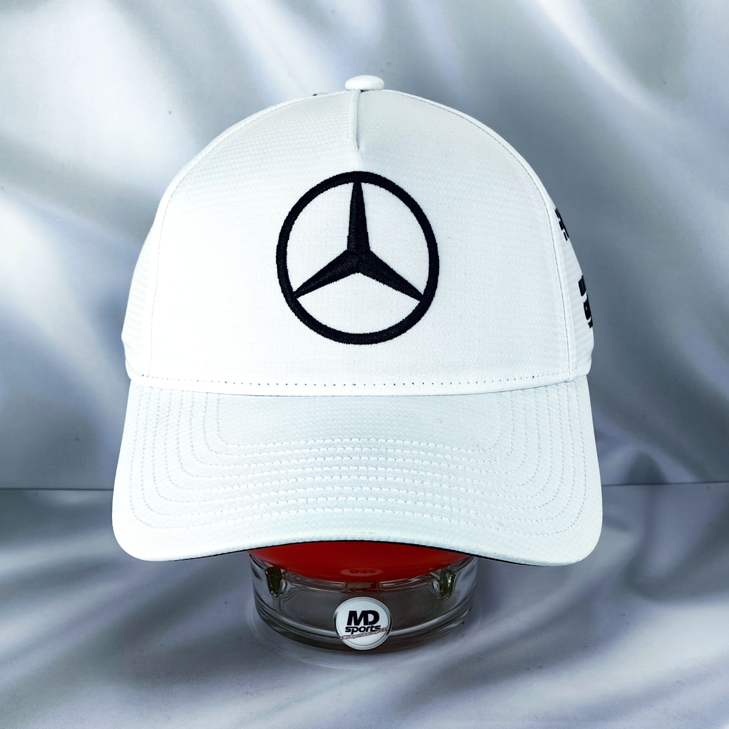 Gorro Oficial Mercedes F1 2022 Lewis Hamilton Blanco