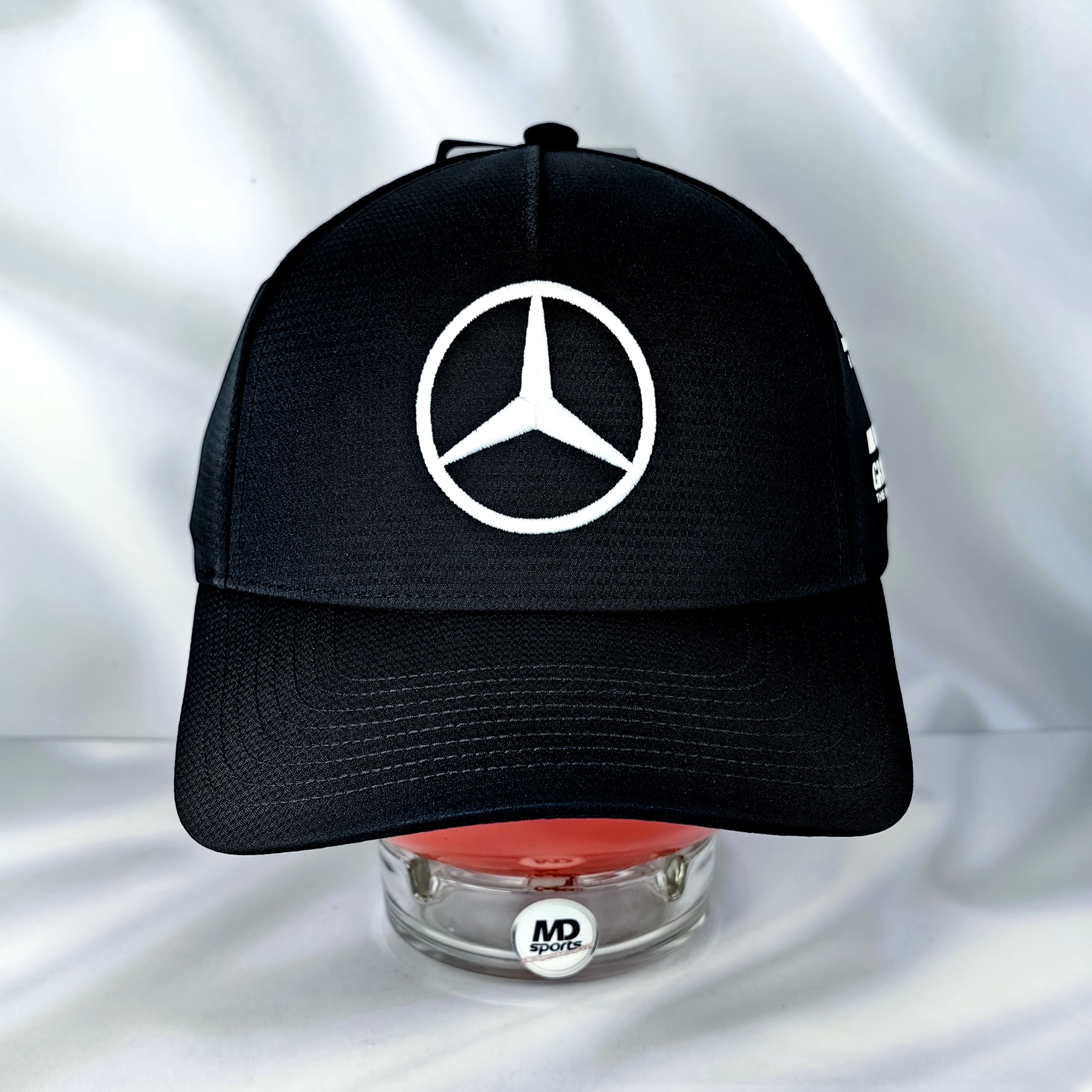 Gorro Oficial Mercedes F1 2022 Lewis Hamilton Negro