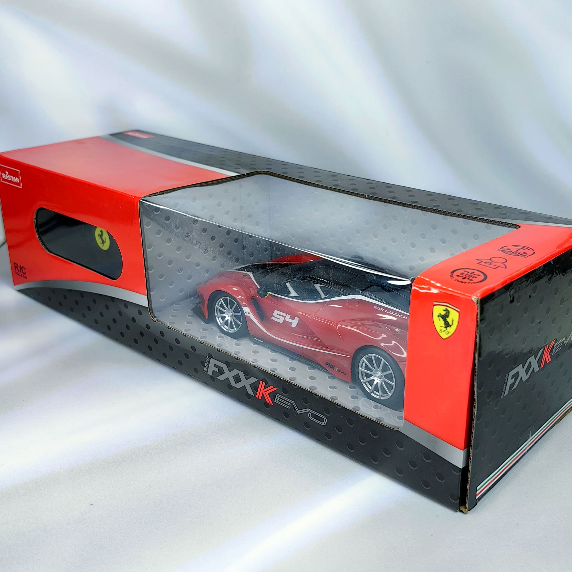 Ferrari FXX EVO Control Remoto Rastar 1:24