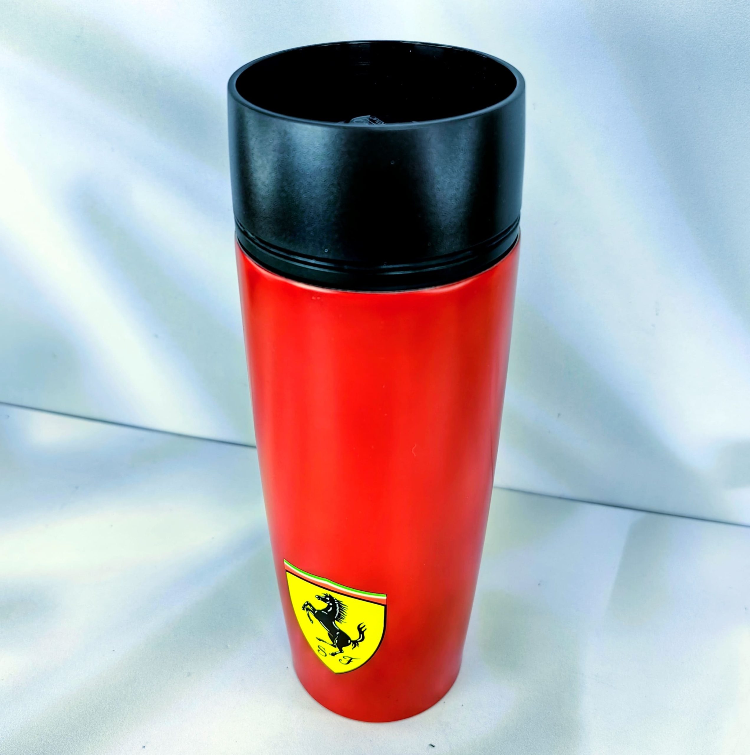 Taza Termica Oficial Formula 1 Scuderia Ferrari 360ml