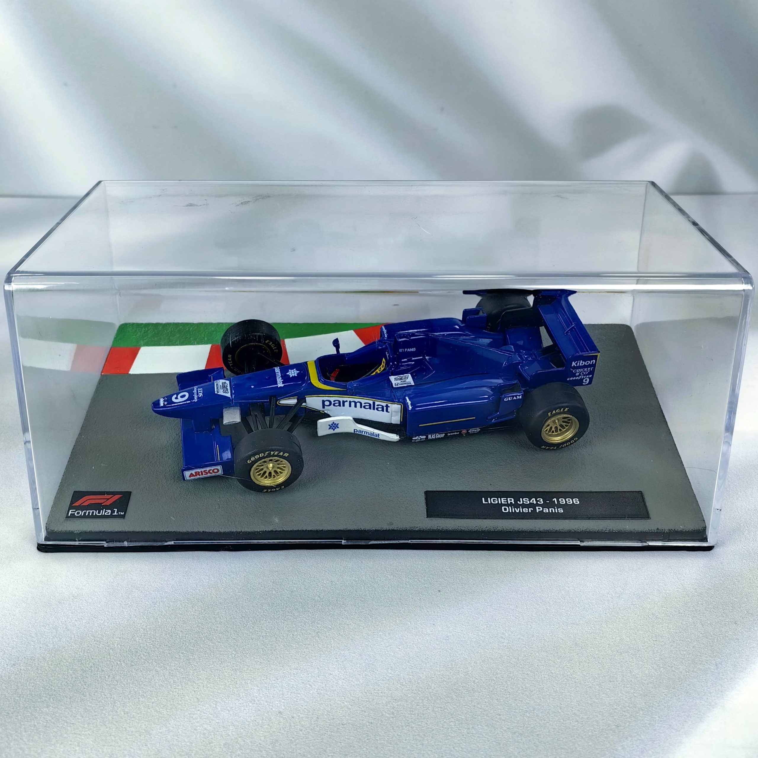 Ligier JS43 1996 #9 Olivier Panis Caja Acrilica Altaya 1:43