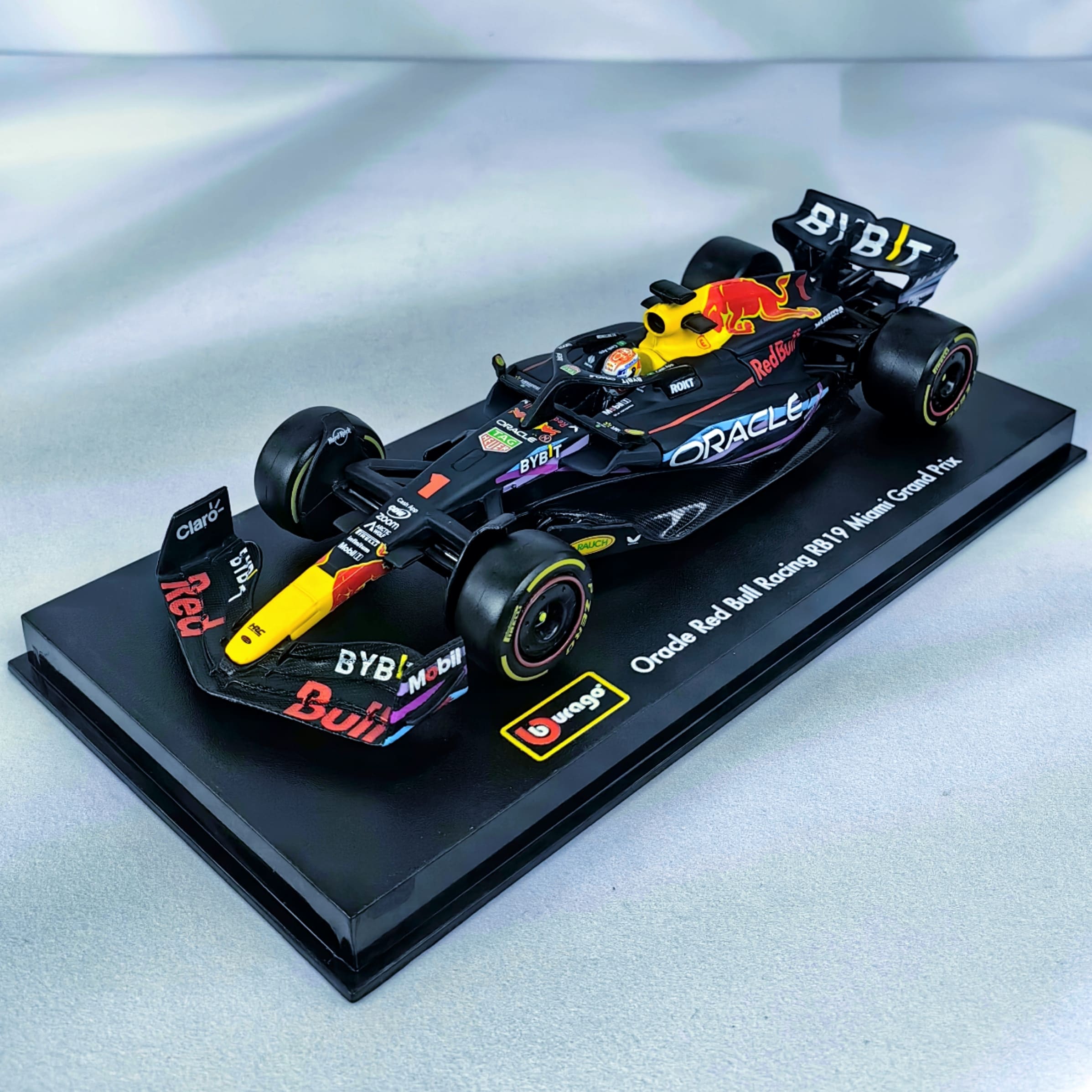 RedBull RB19 GP Miami 2023 #1 Max Verstappen Caja Acrilica Burago 1:43