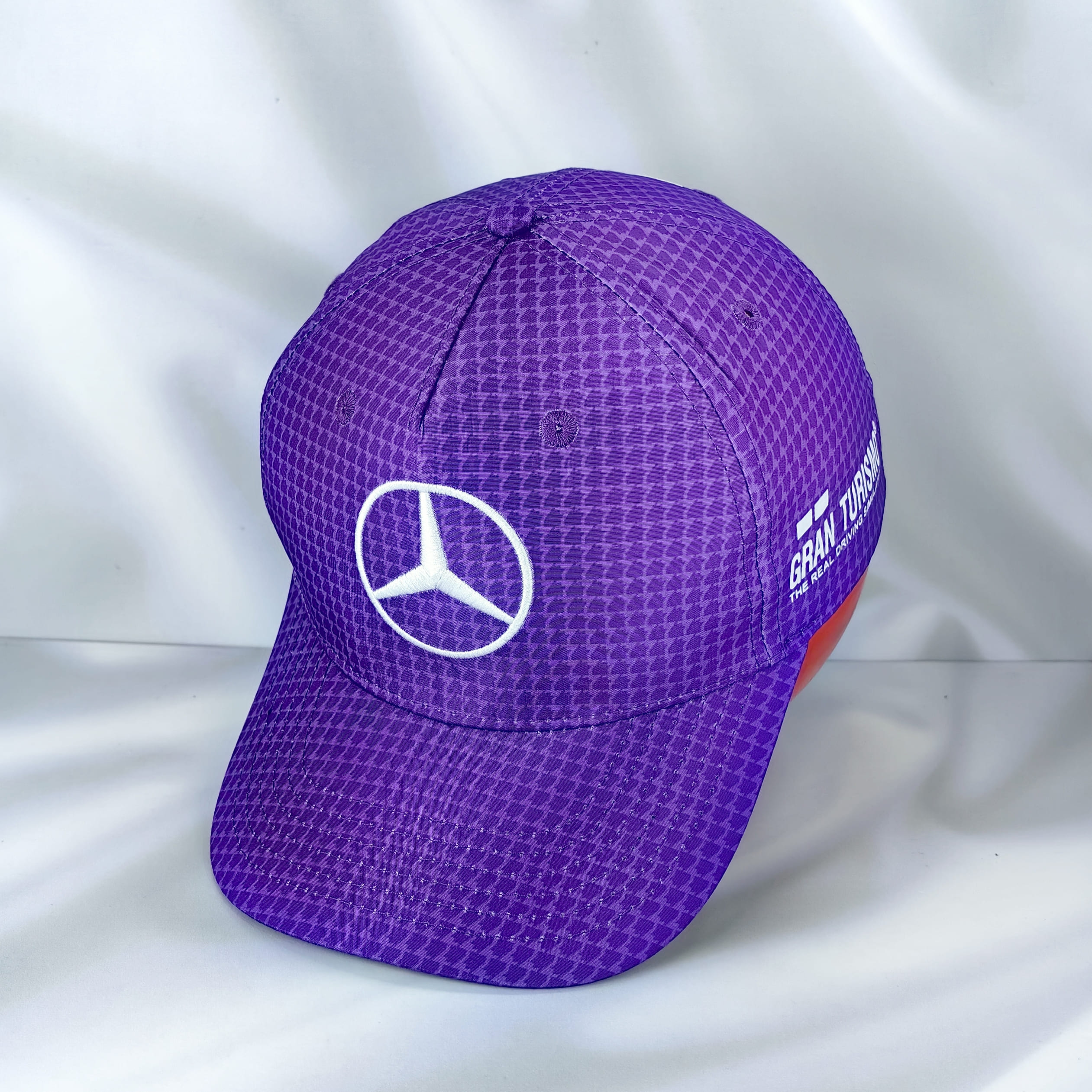 Gorro Mercedes Lewis Hamilton 2023 Lila