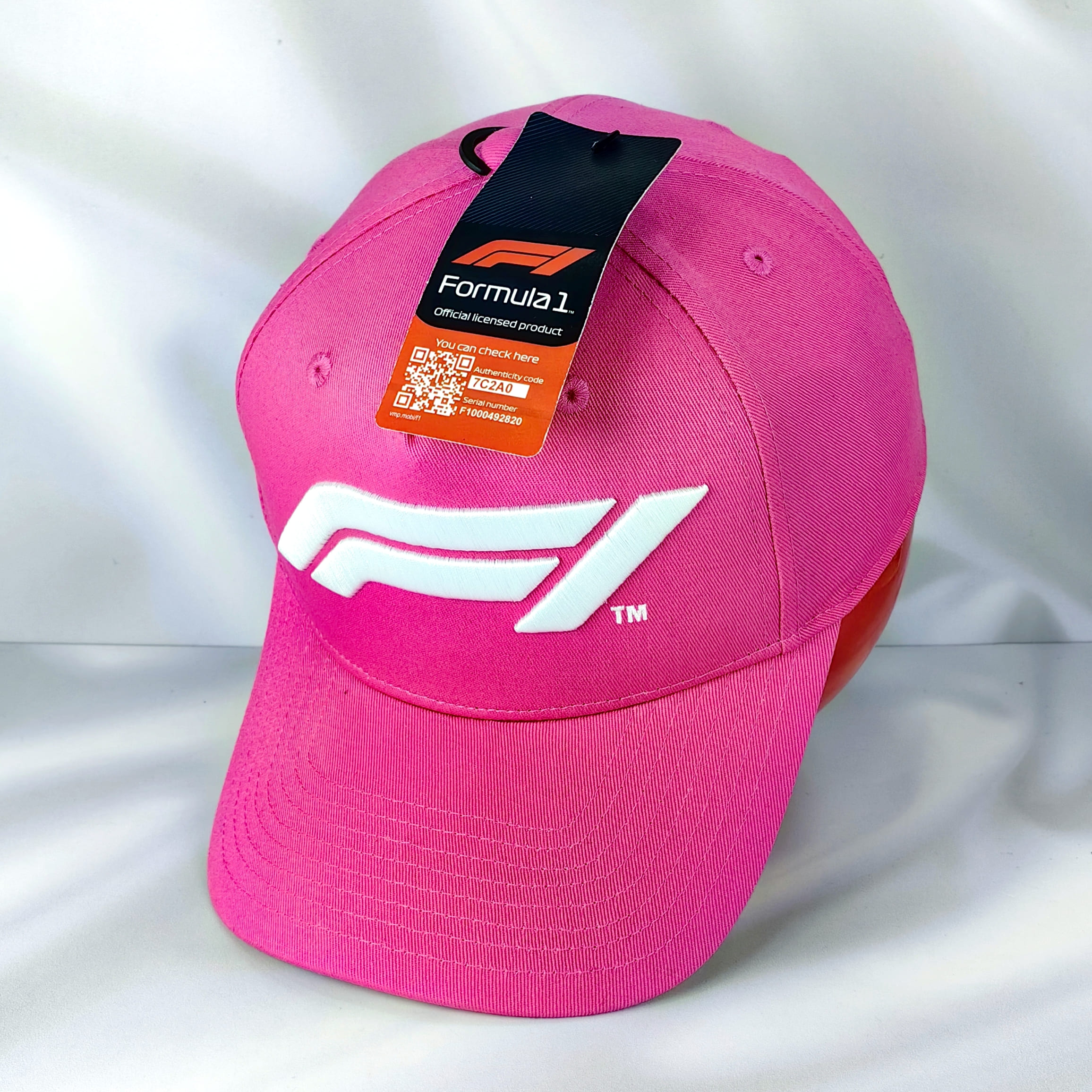 Gorro Oficial Formula 1 Logotipo Bordado F1 3D Rosado