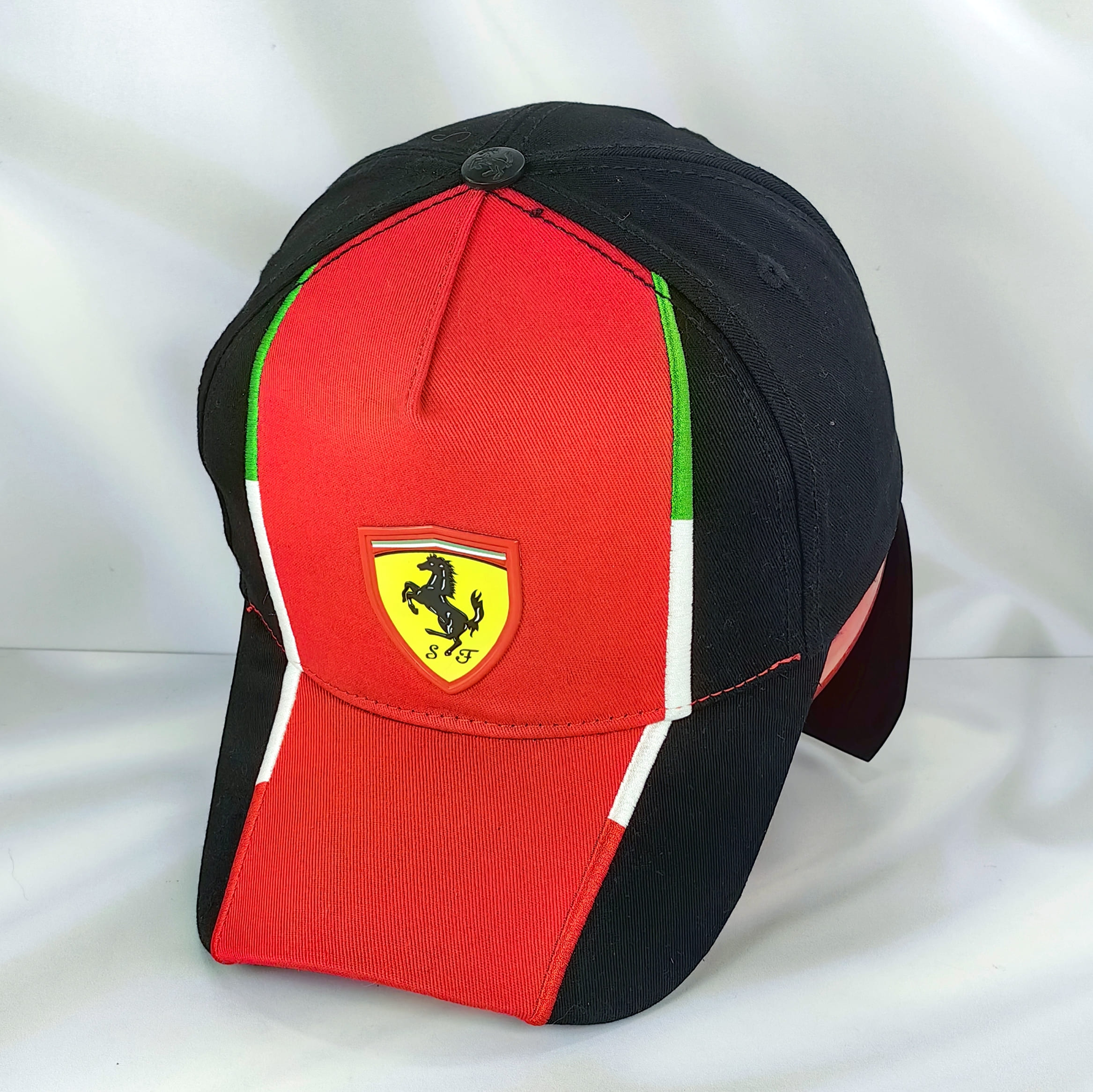 Gorro Scuderia Ferrari 2023 Rojo