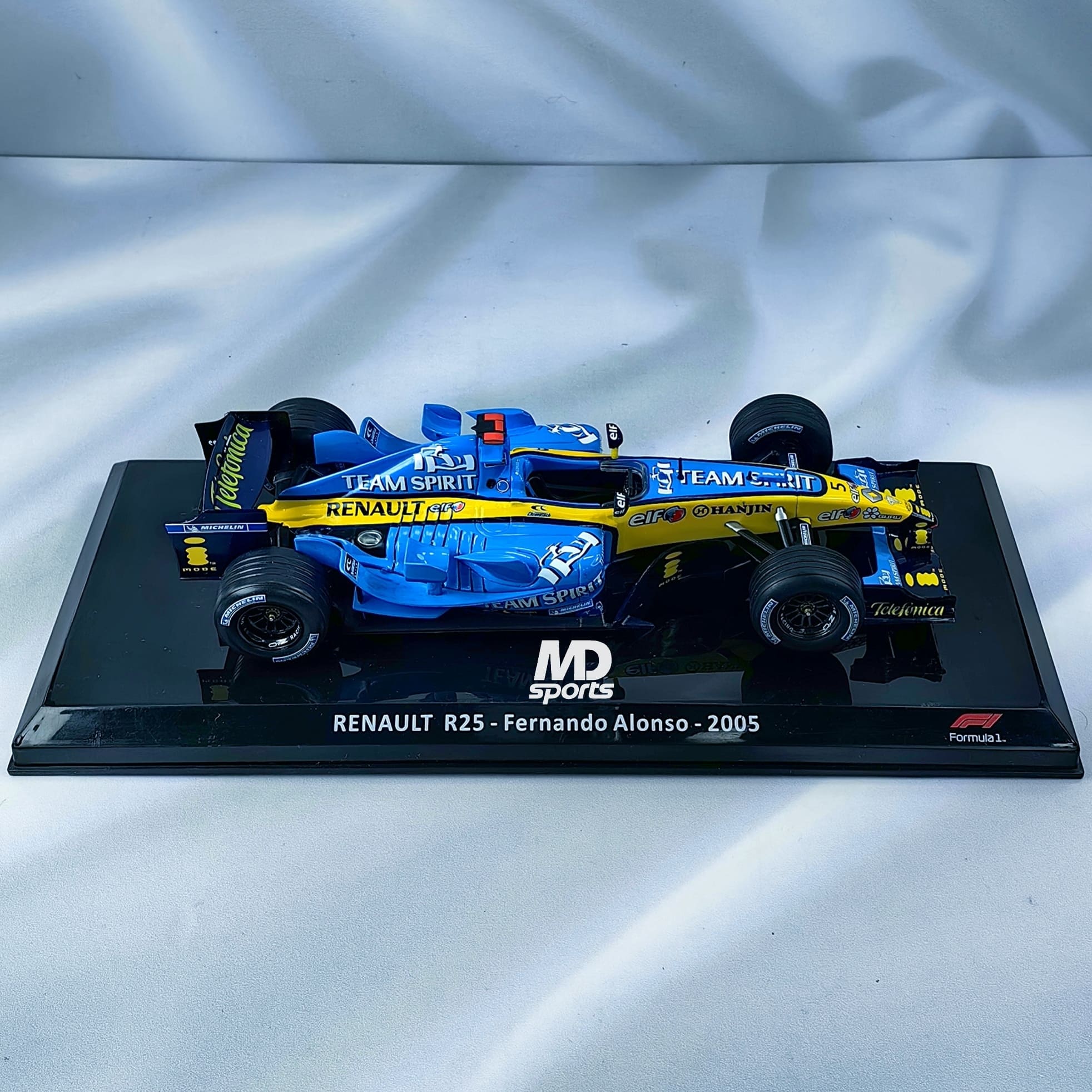 Renault R25 2005 #5 Fernando Alonso Caja Normal Premium Collect 1:24