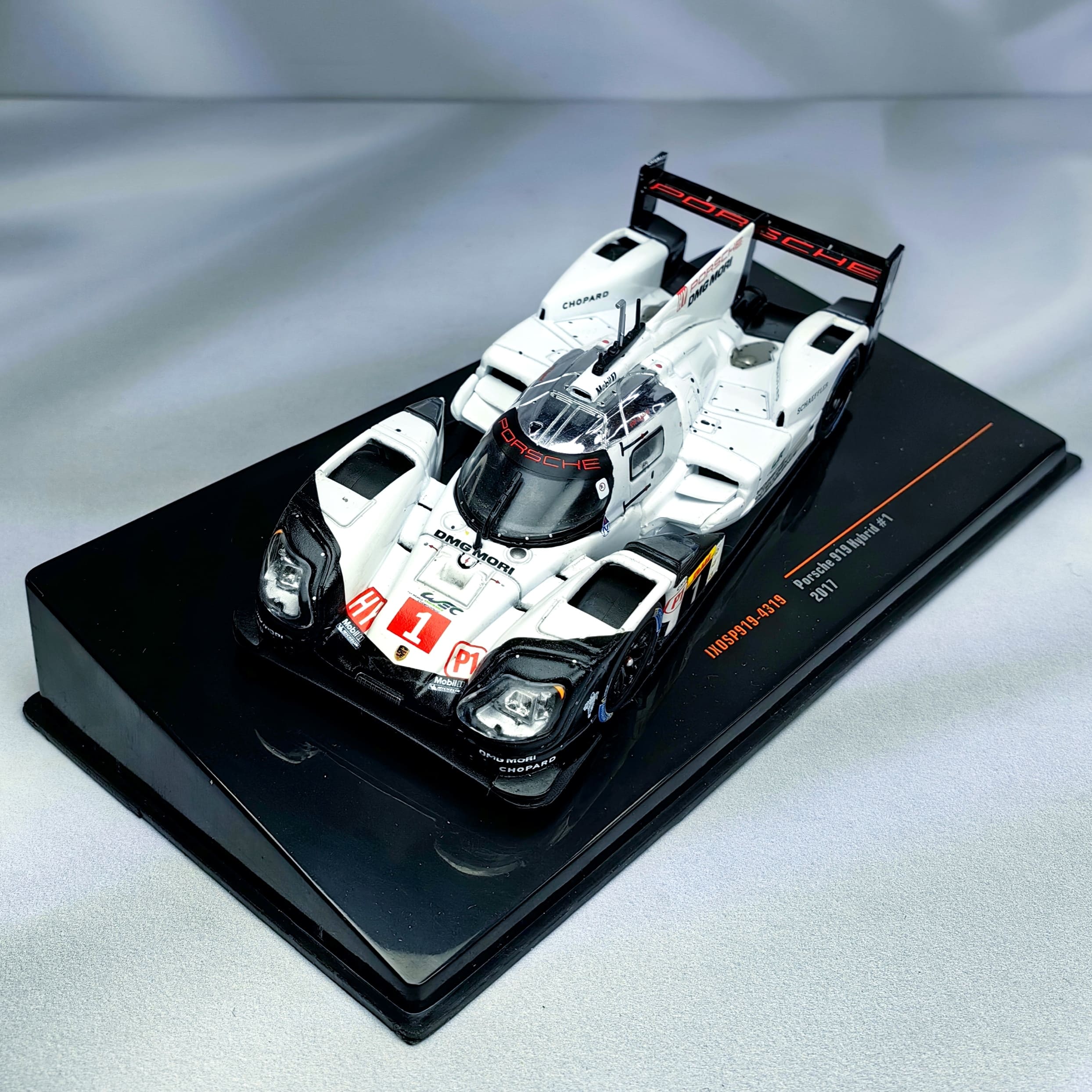 Porsche 919 Hybrid WEC Lemans 2017 #1 IXO Models 1:43