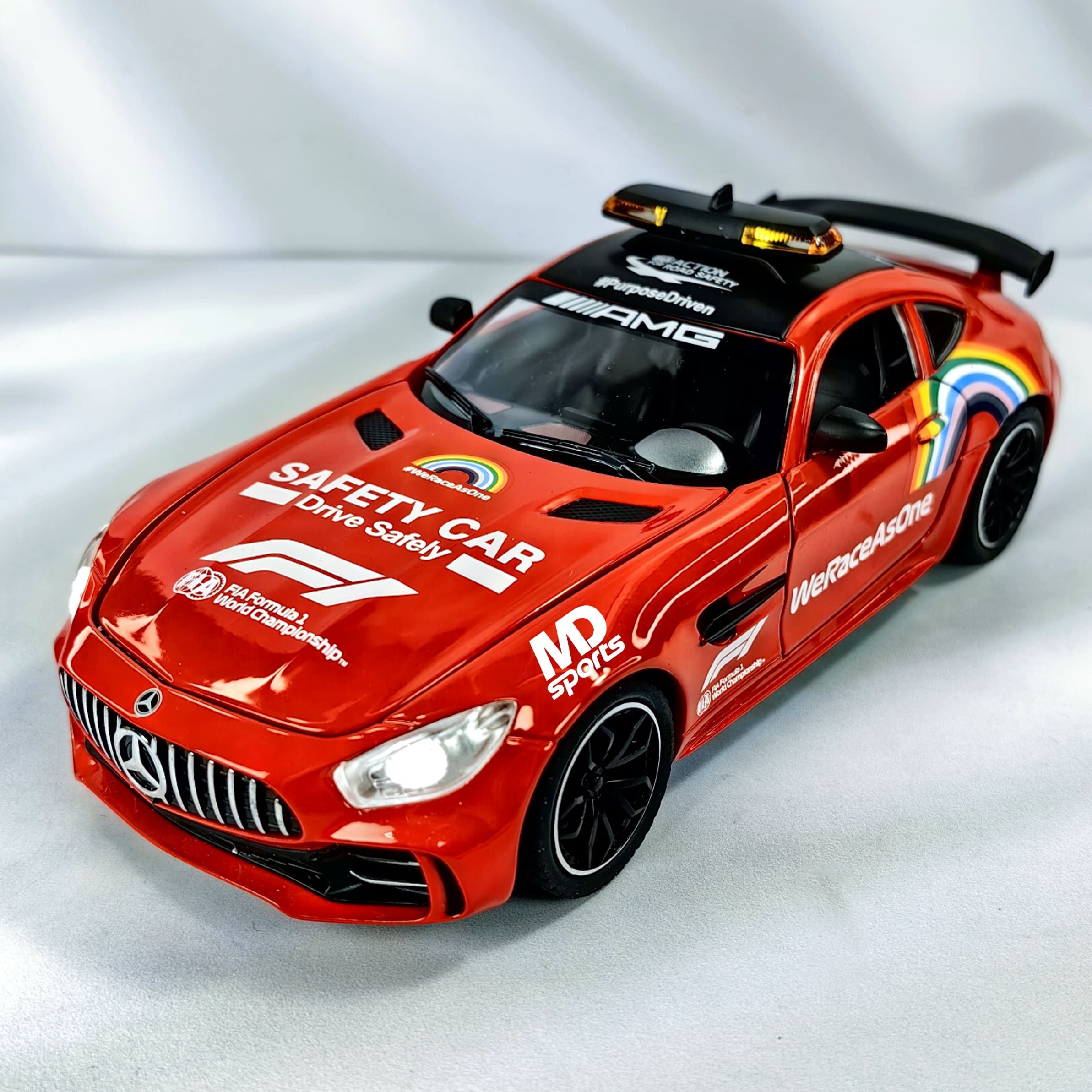 Safety Car Mercedes AMG GT-R 2020 #WeRaceAsOne Rojo Escala 1:24