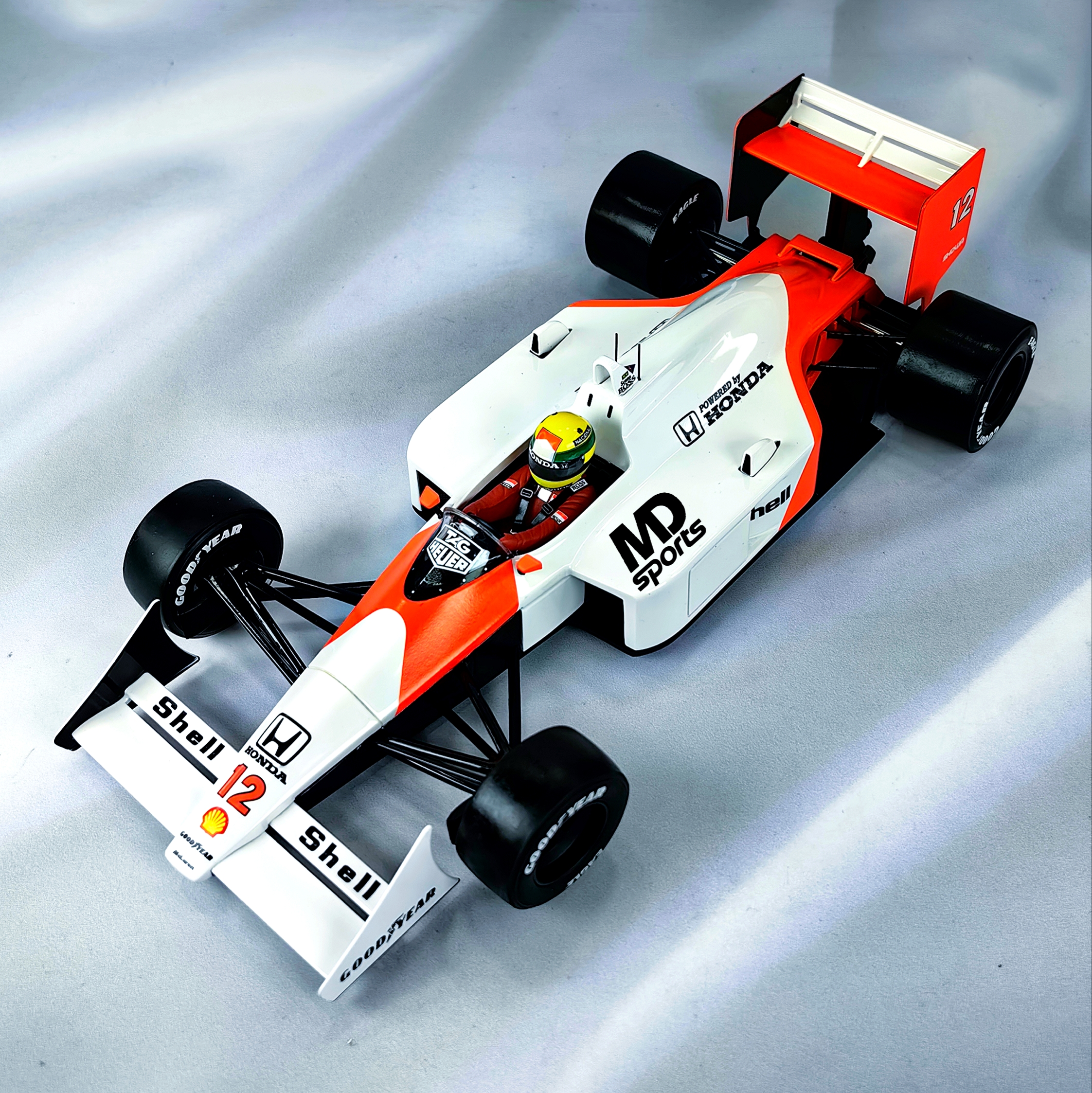 Mclaren MP4/4 1988 GP Japon #12 Ayrton Senna Premium X 1:18