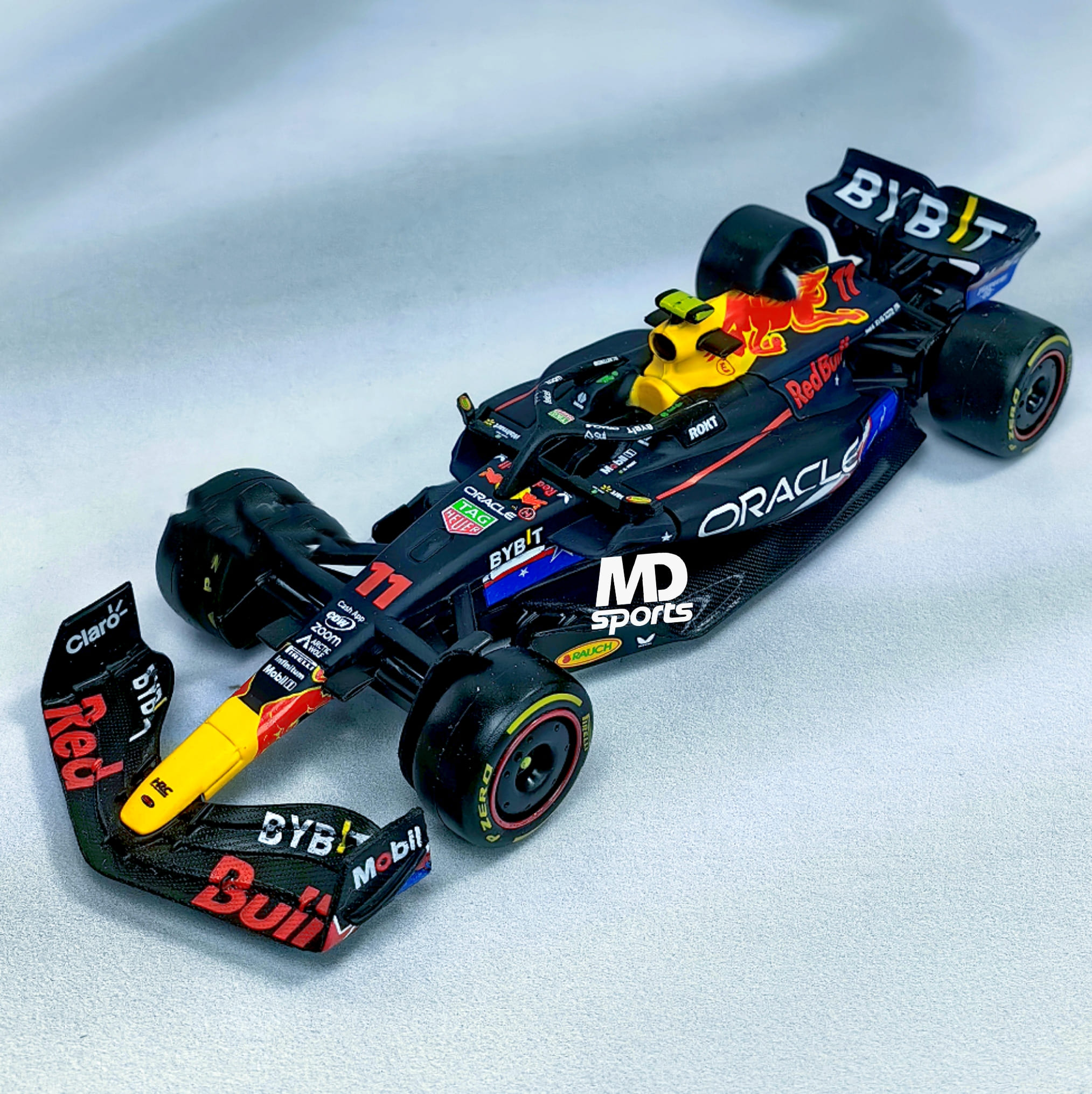 RedBull RB19 Austin GP 2023 #11 Checo Perez Caja Normal Burago 1:43 - Imagen 5