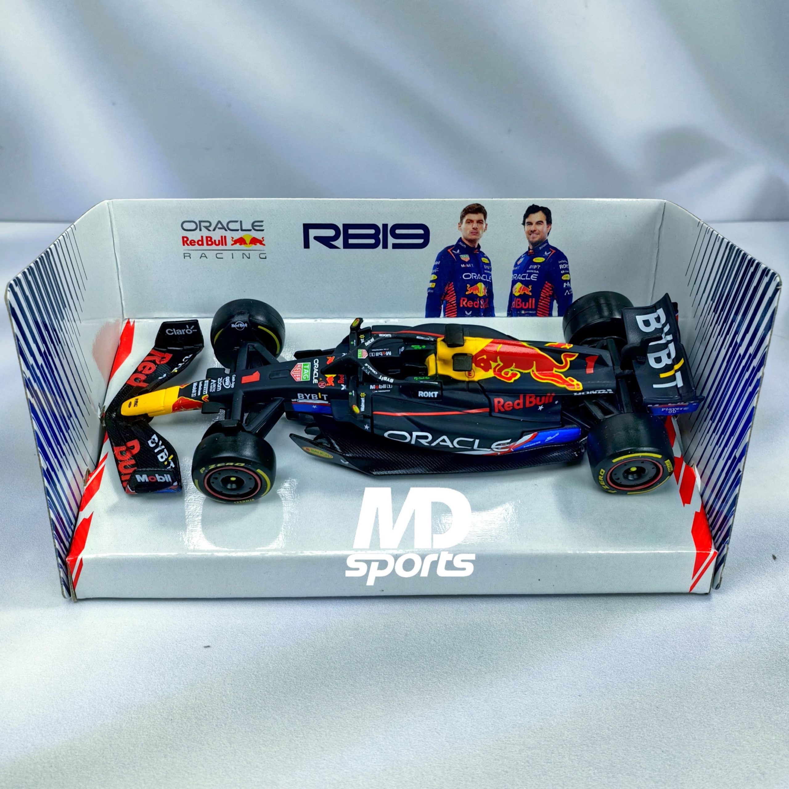 RedBull RB19 Austin GP 2023 #1 Max Verstappen Caja Normal Burago 1:43 - Imagen 3