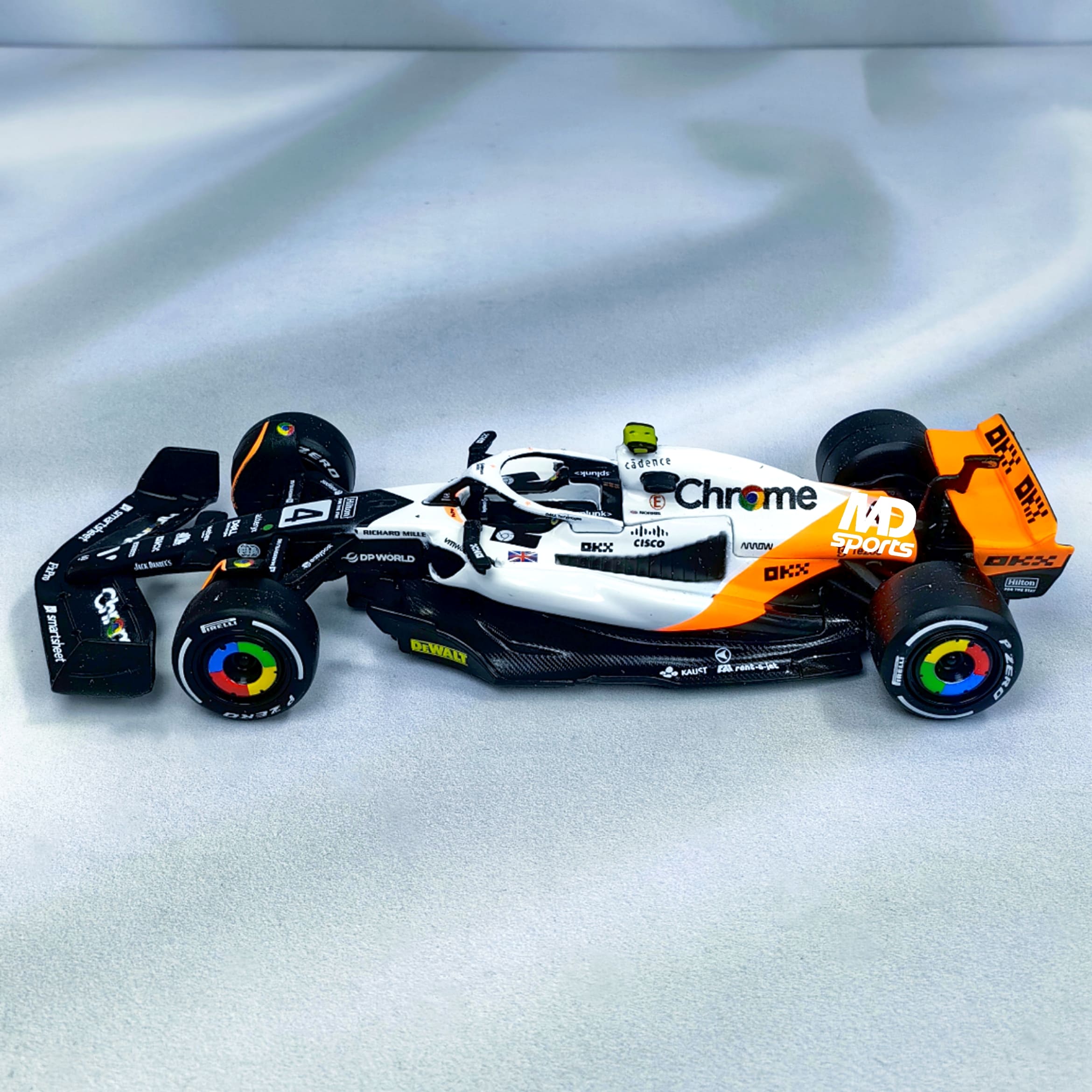 Mclaren MCL60 GP Monaco 2023 #4 Lando Norris Caja Normal Burago 1:43 - Imagen 4