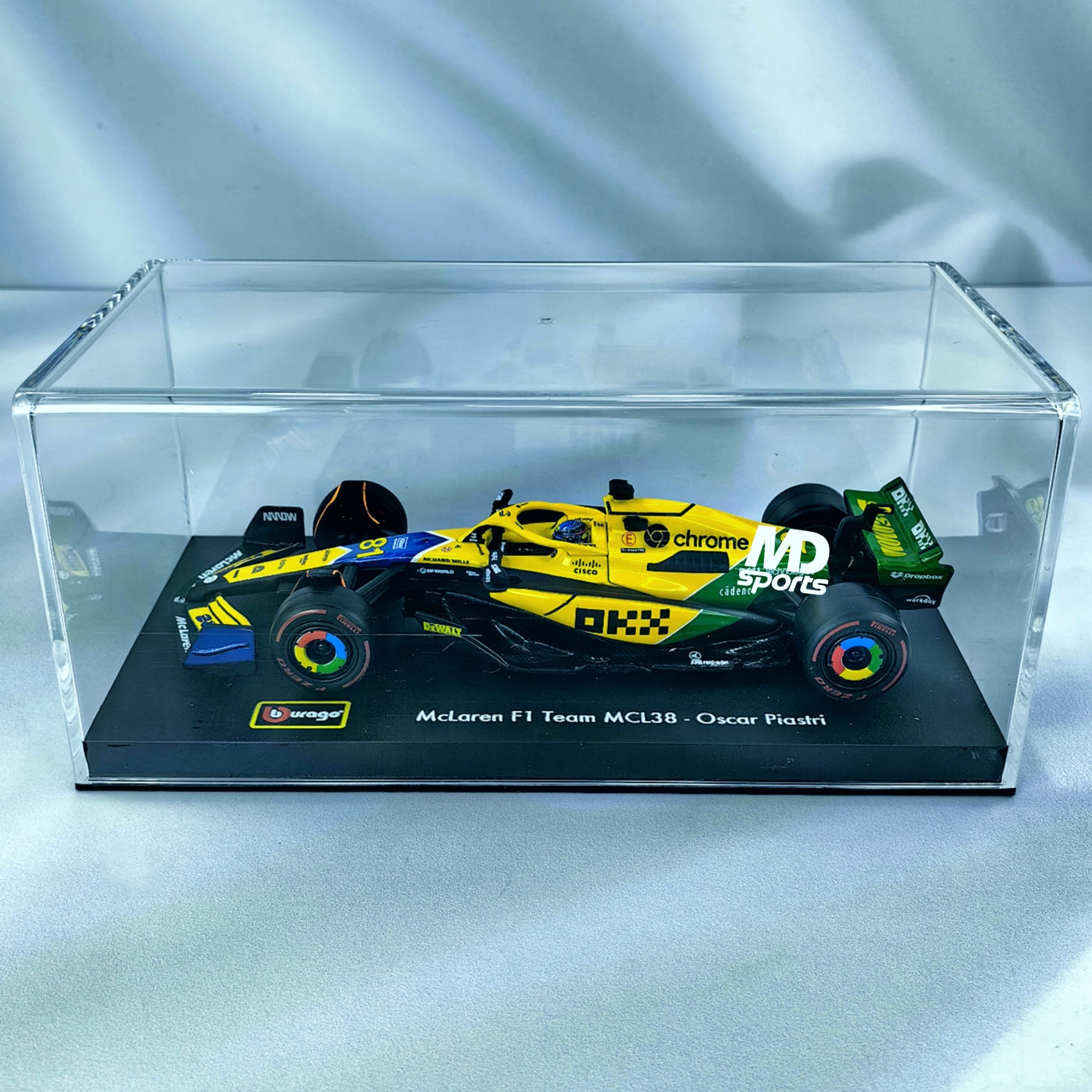 Mclaren MCL38 GP Monaco 2024 Senna Livery #81 Oscar Piastri Caja Acrilica Burago 1:43 - Imagen 3